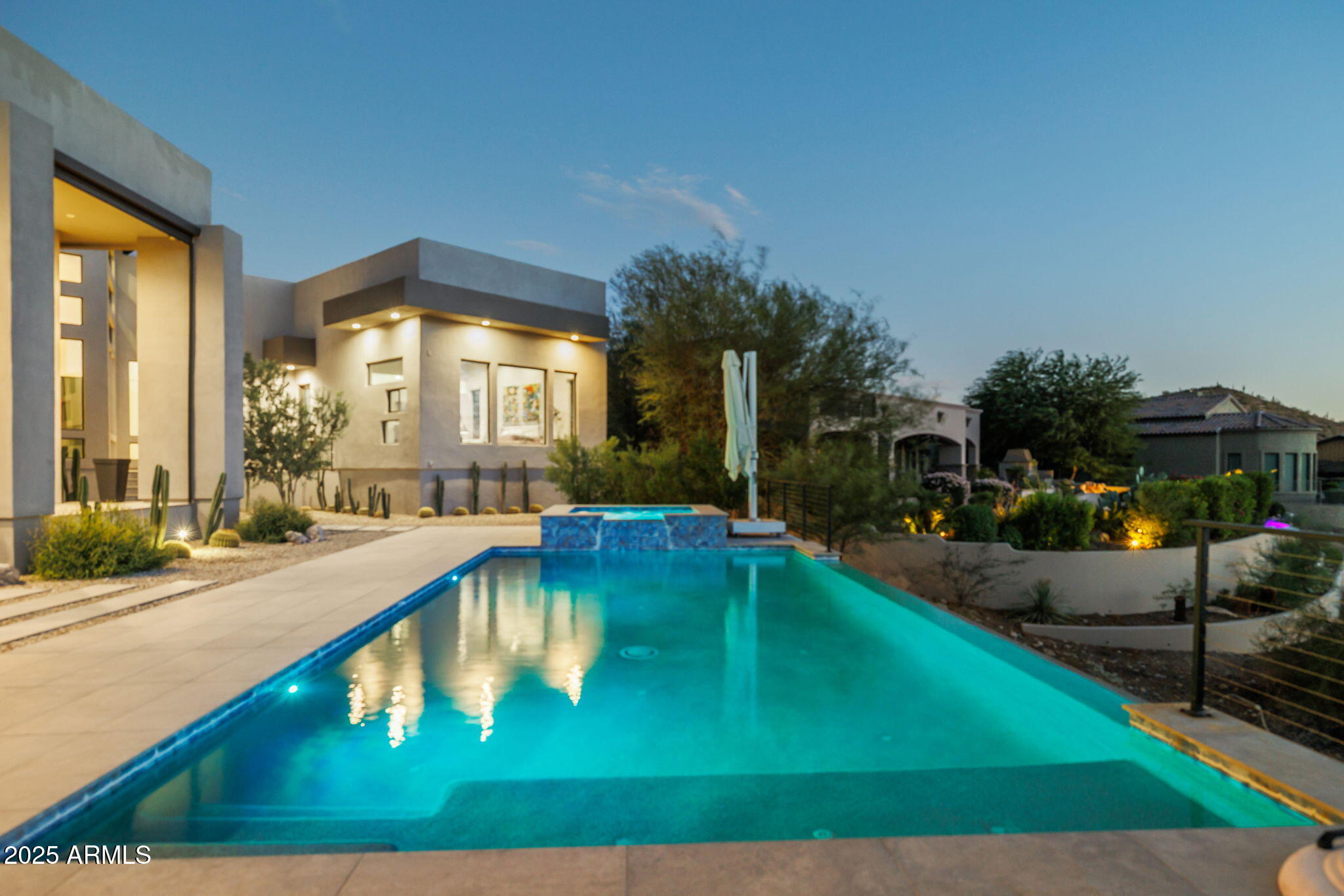 12416 N Cloud Crest Trail