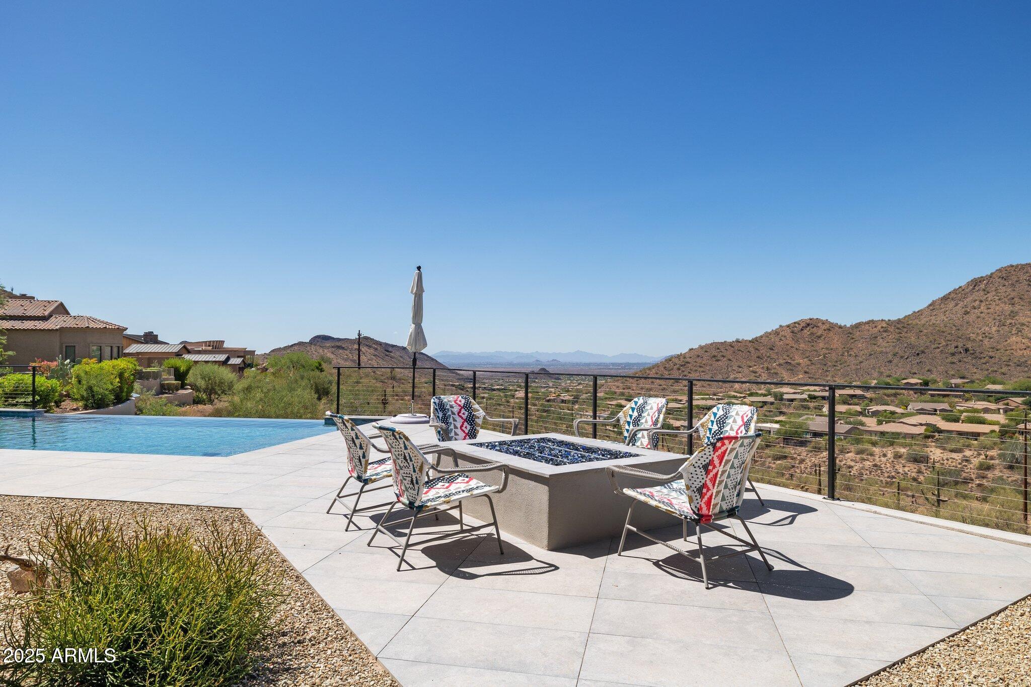 12416 N Cloud Crest Trail