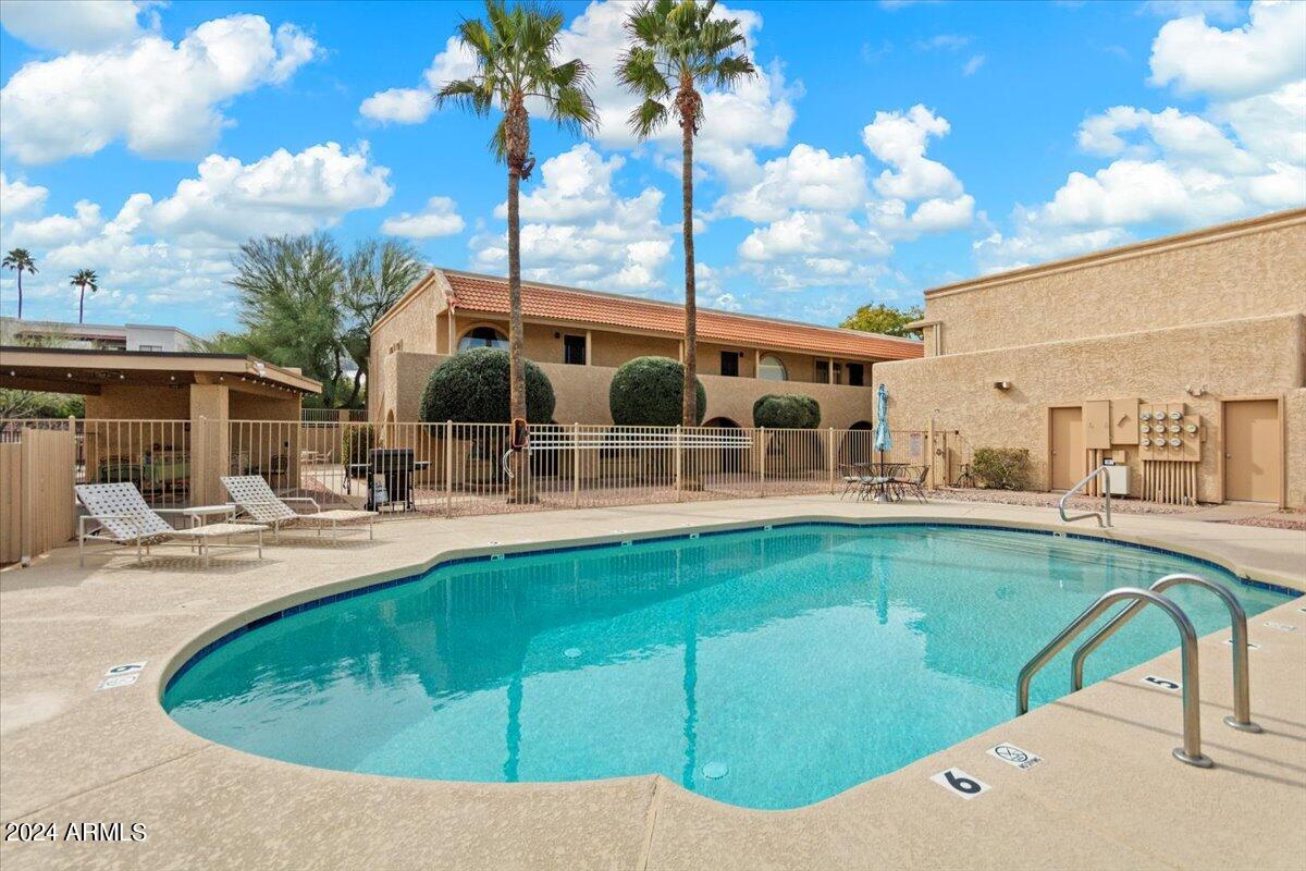 12635 N LA MONTANA Drive 1