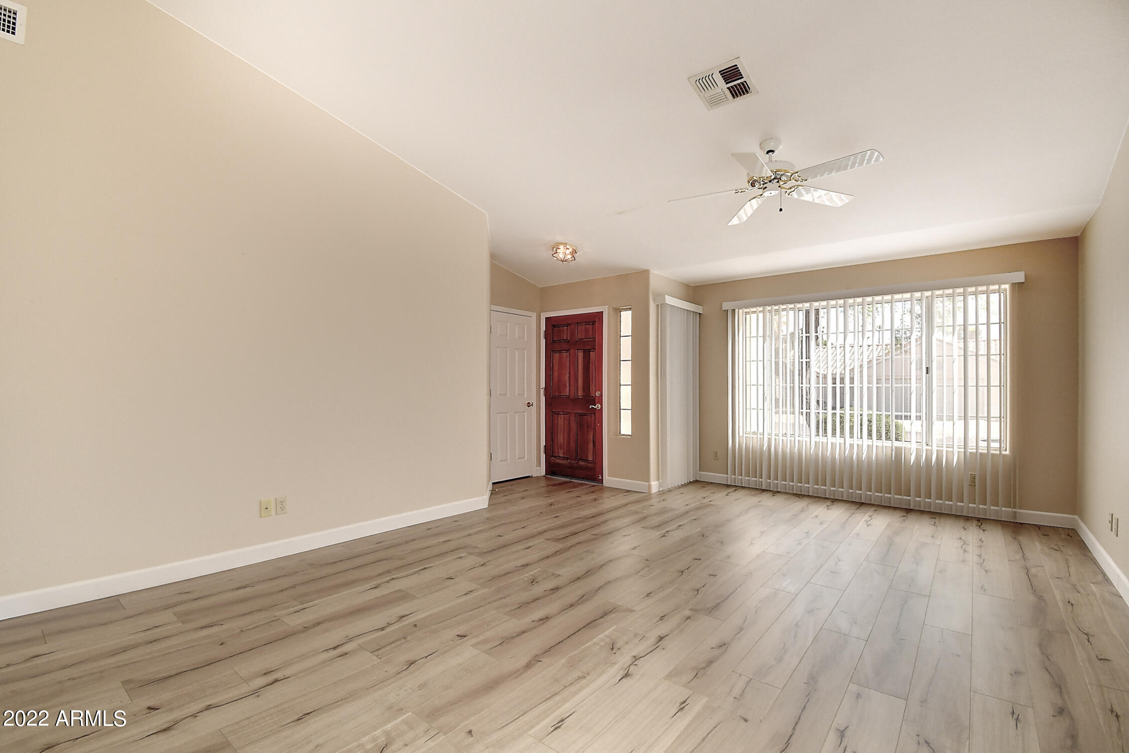 16205 E GLENPOINT Drive