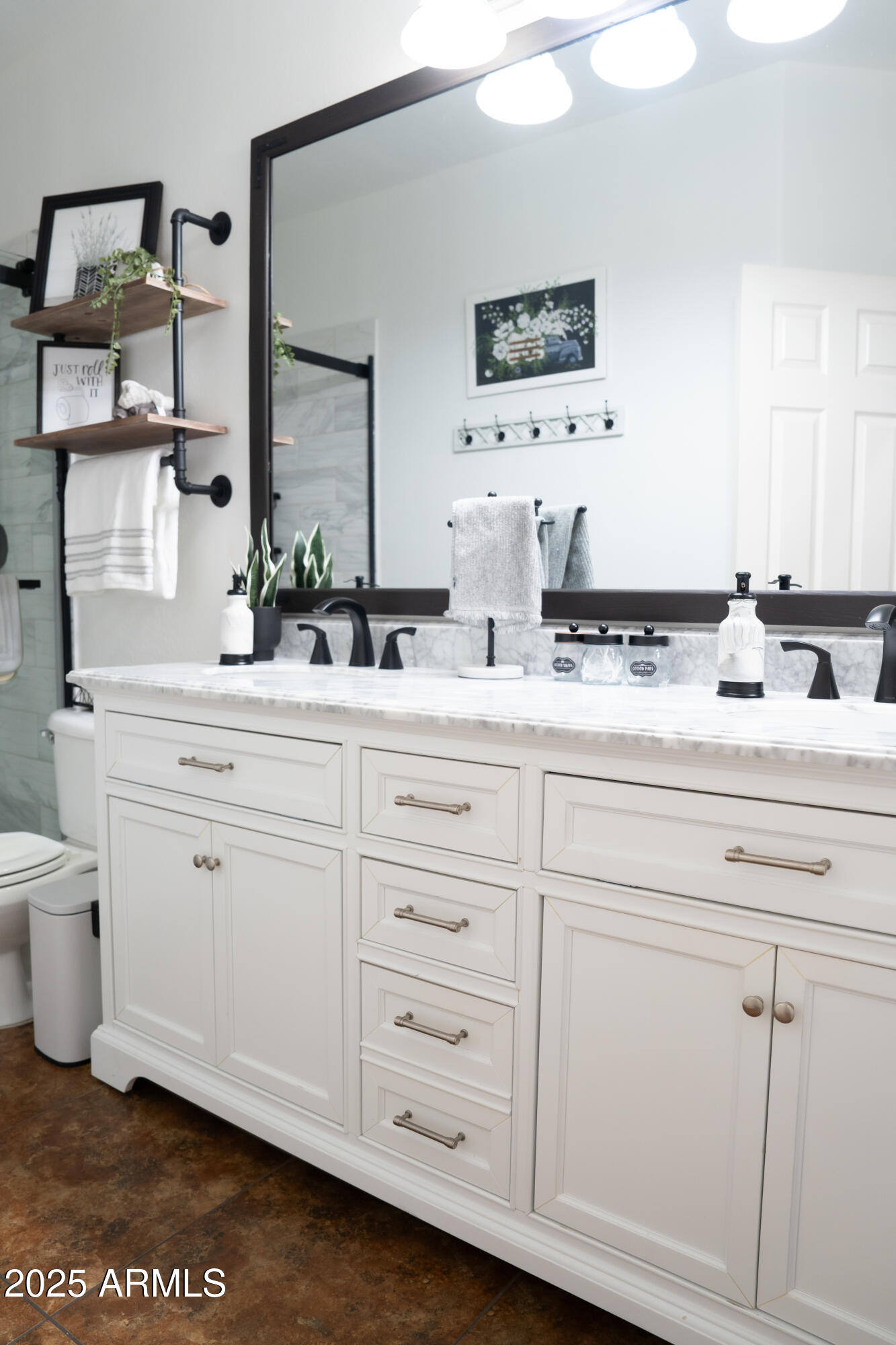 16062 W Tohono Drive