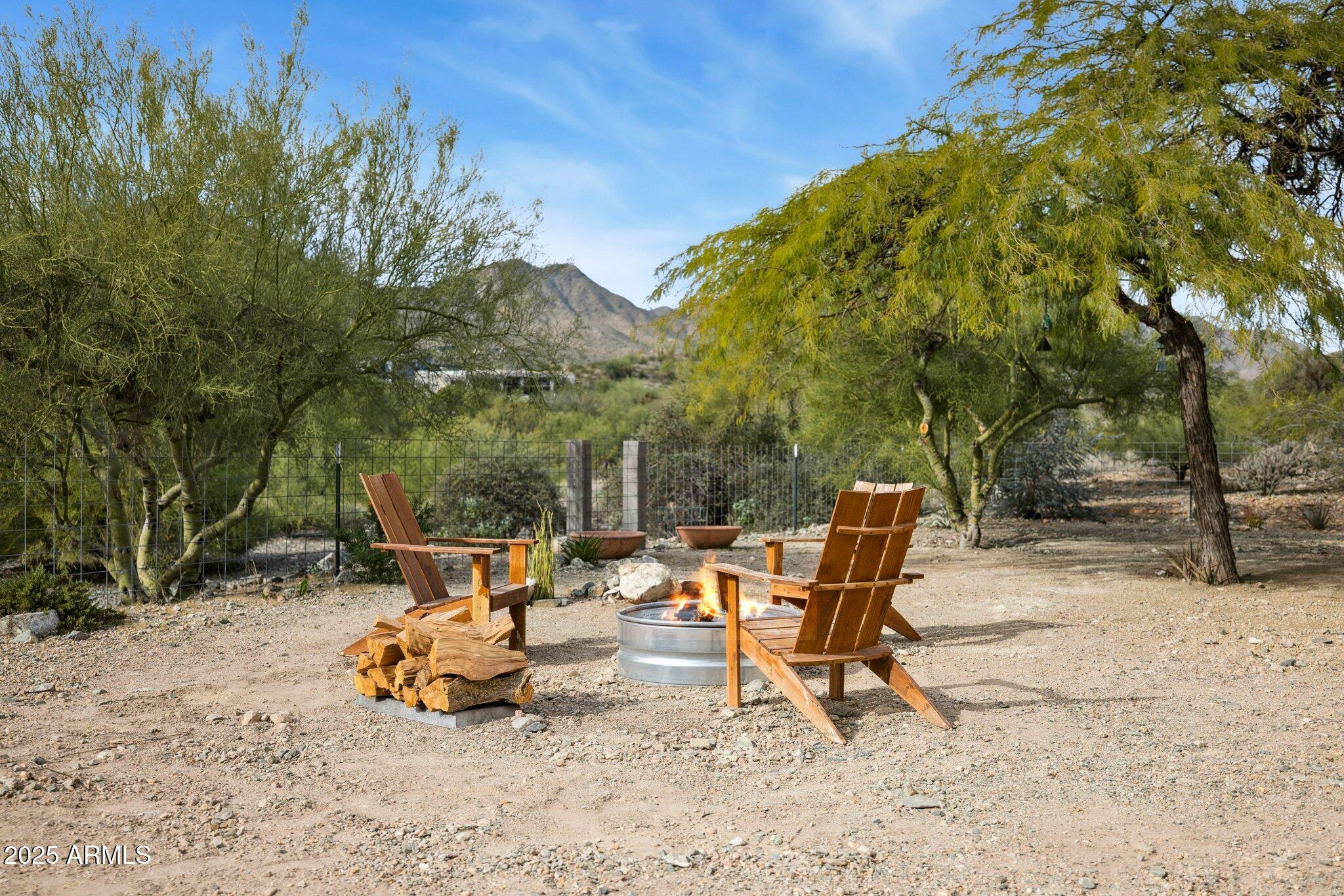 14911 E MARATHON Drive