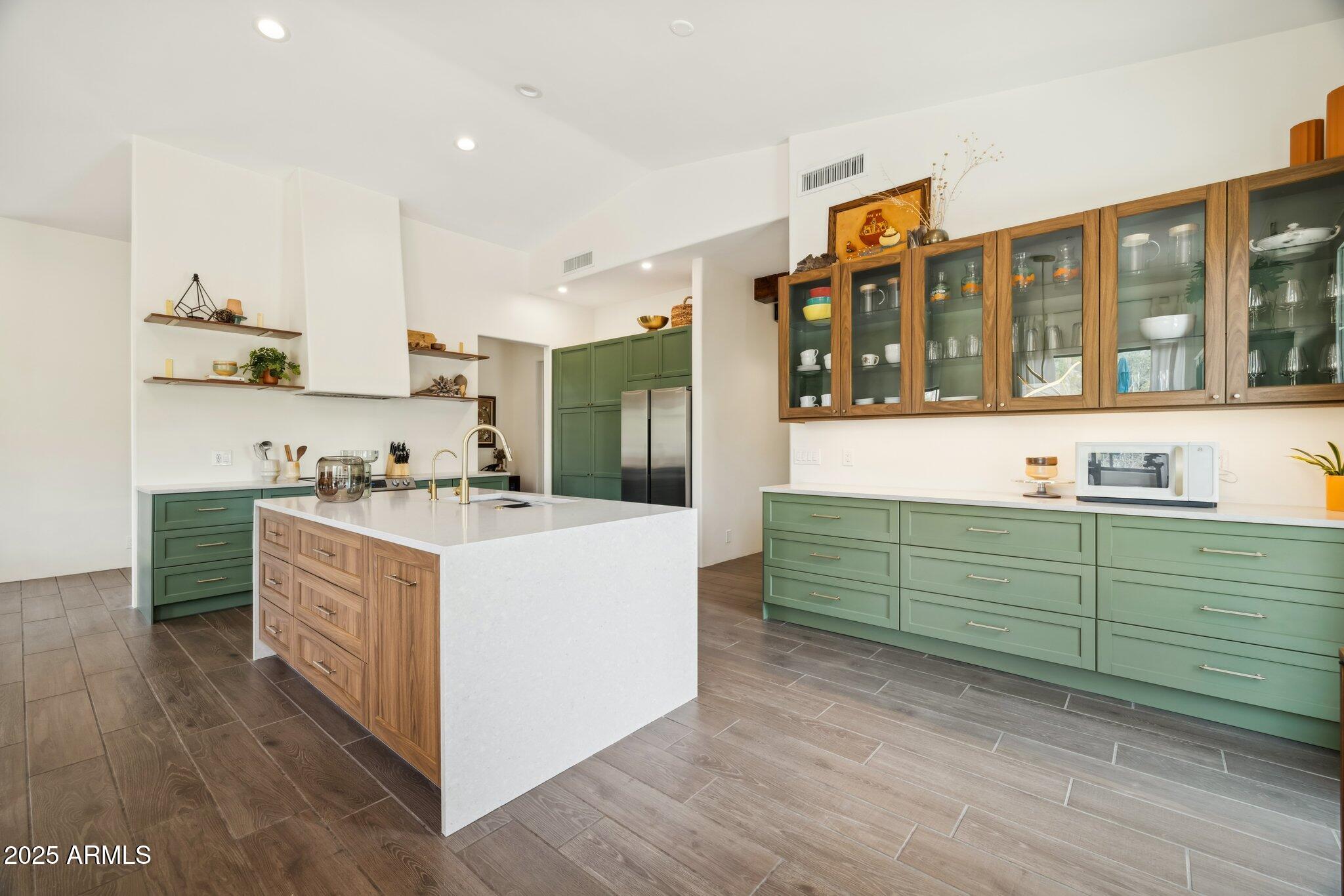 14911 E MARATHON Drive