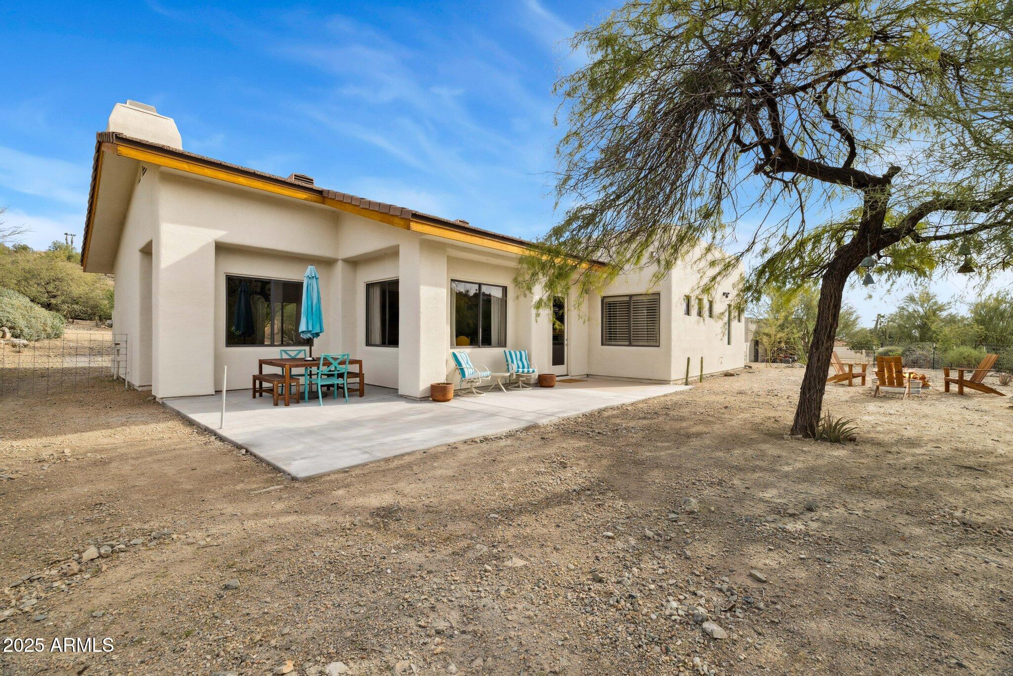 14911 E MARATHON Drive