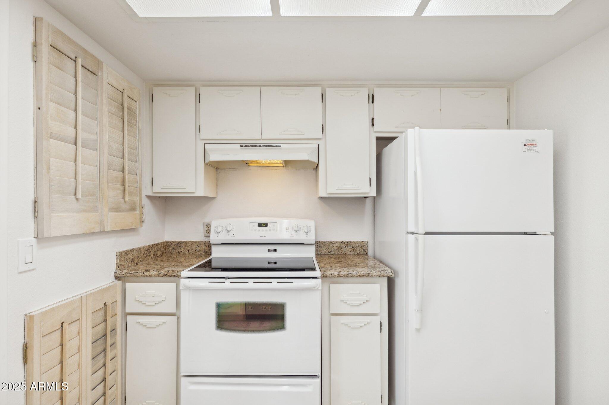 12635 N LA MONTANA Drive 2