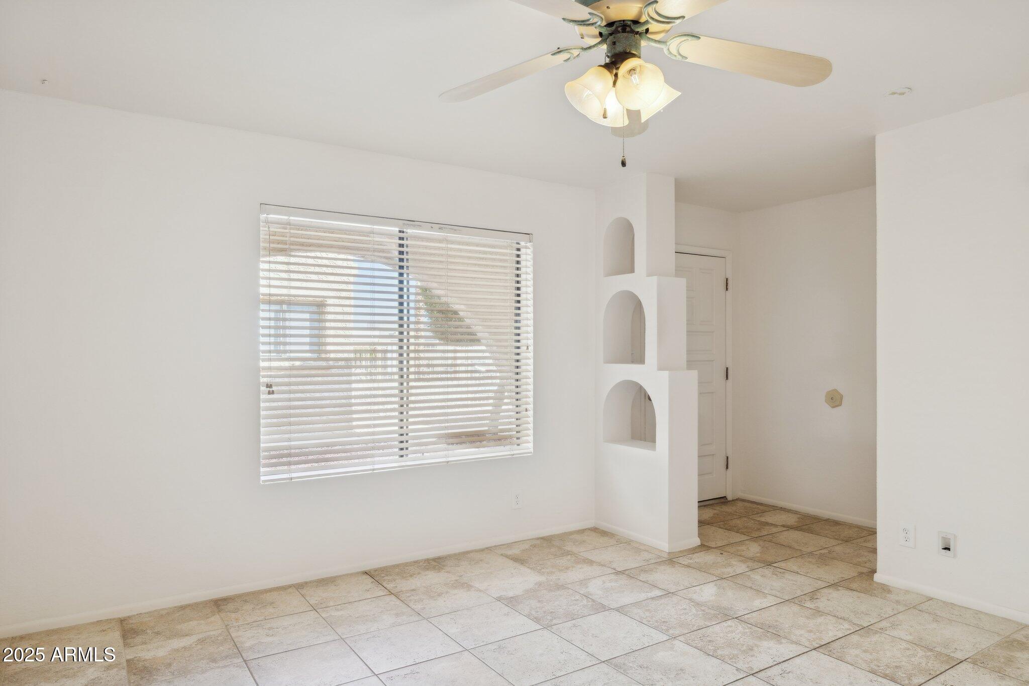 12635 N LA MONTANA Drive 2