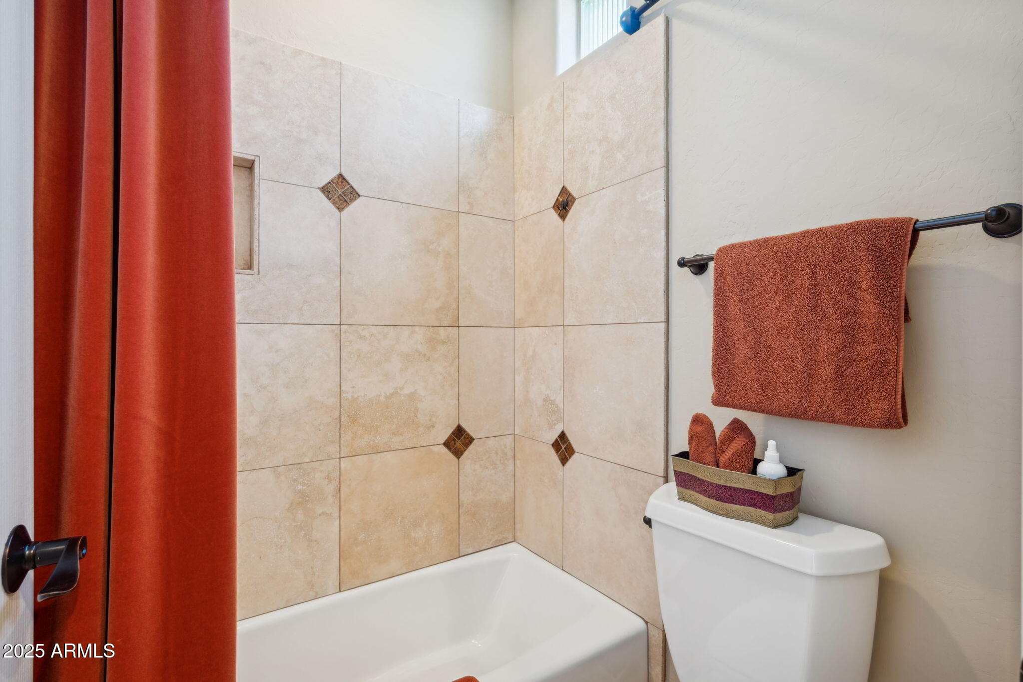 8265 E Hoverland Road