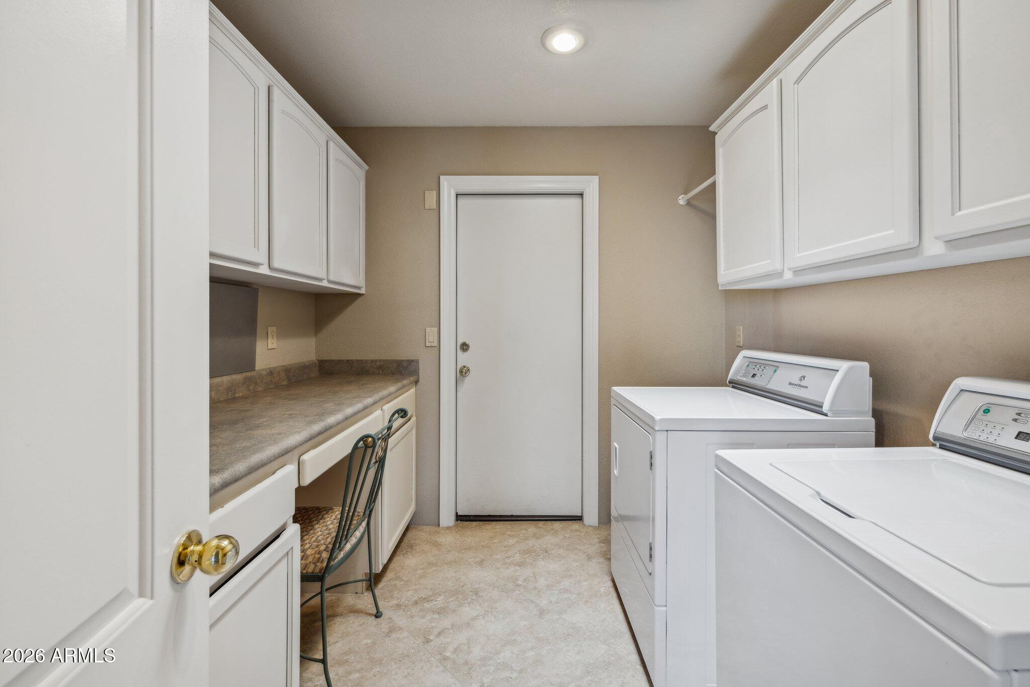 11811 N SPOTTED HORSE Way