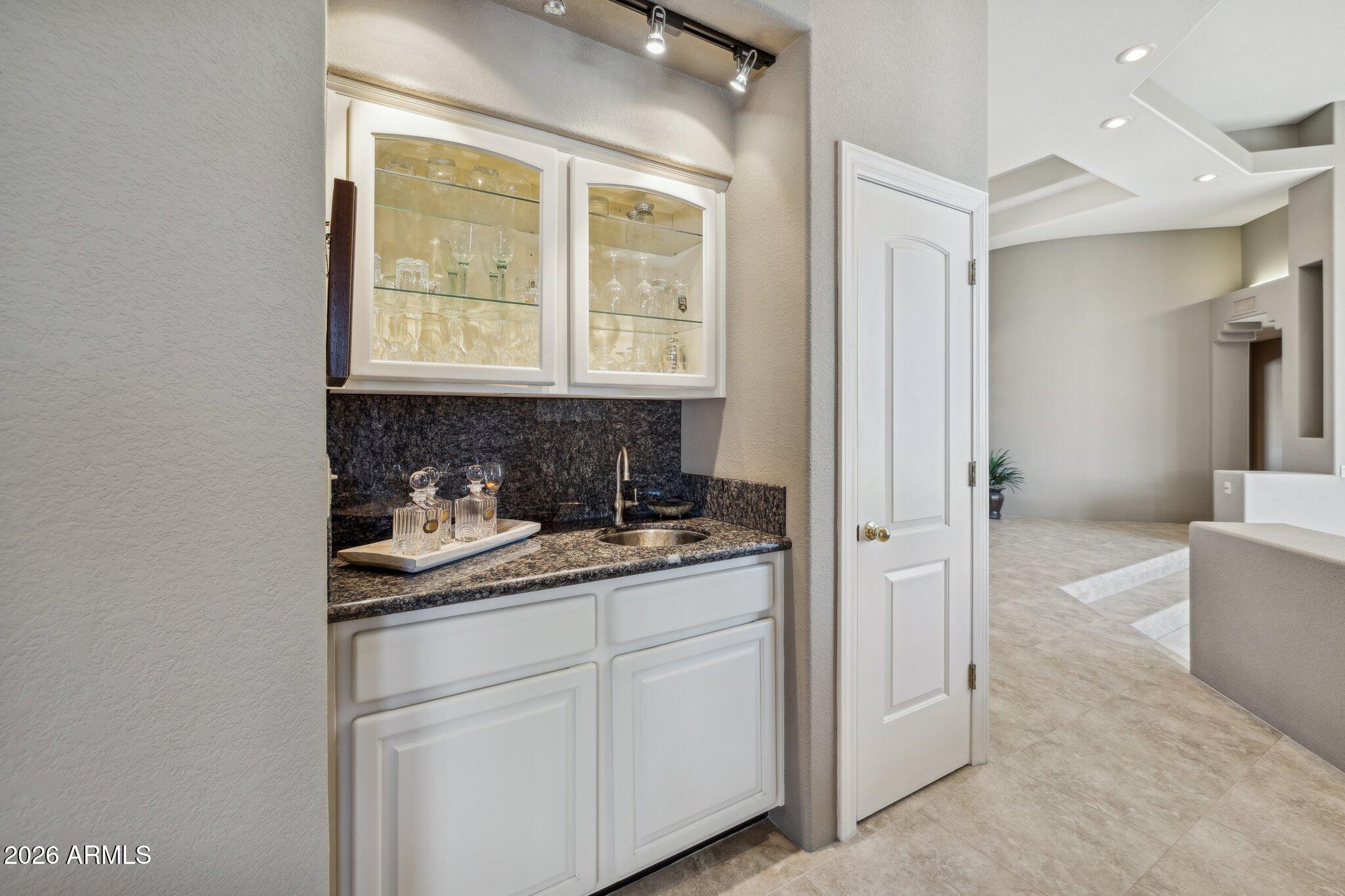 11811 N SPOTTED HORSE Way