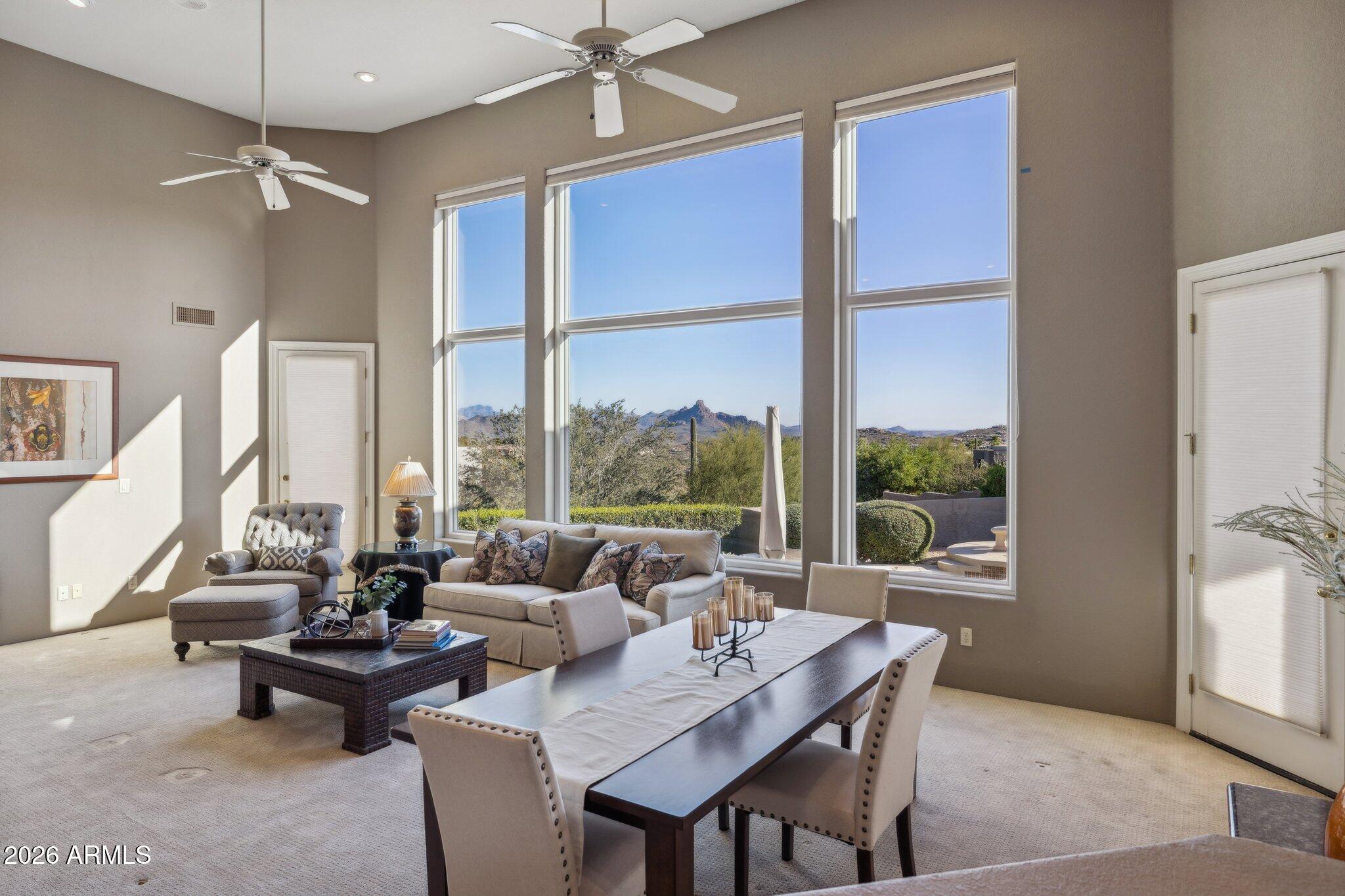 11811 N SPOTTED HORSE Way