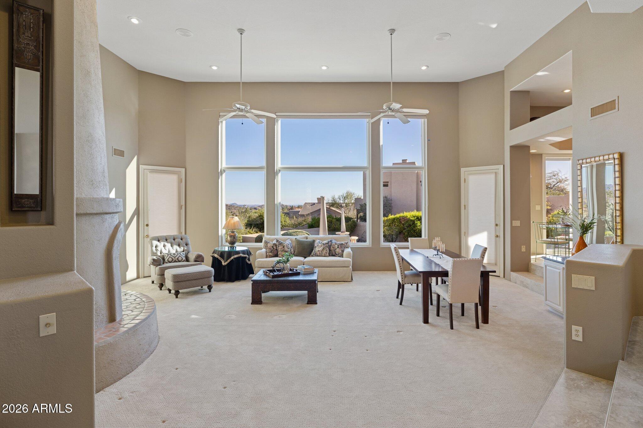 11811 N SPOTTED HORSE Way