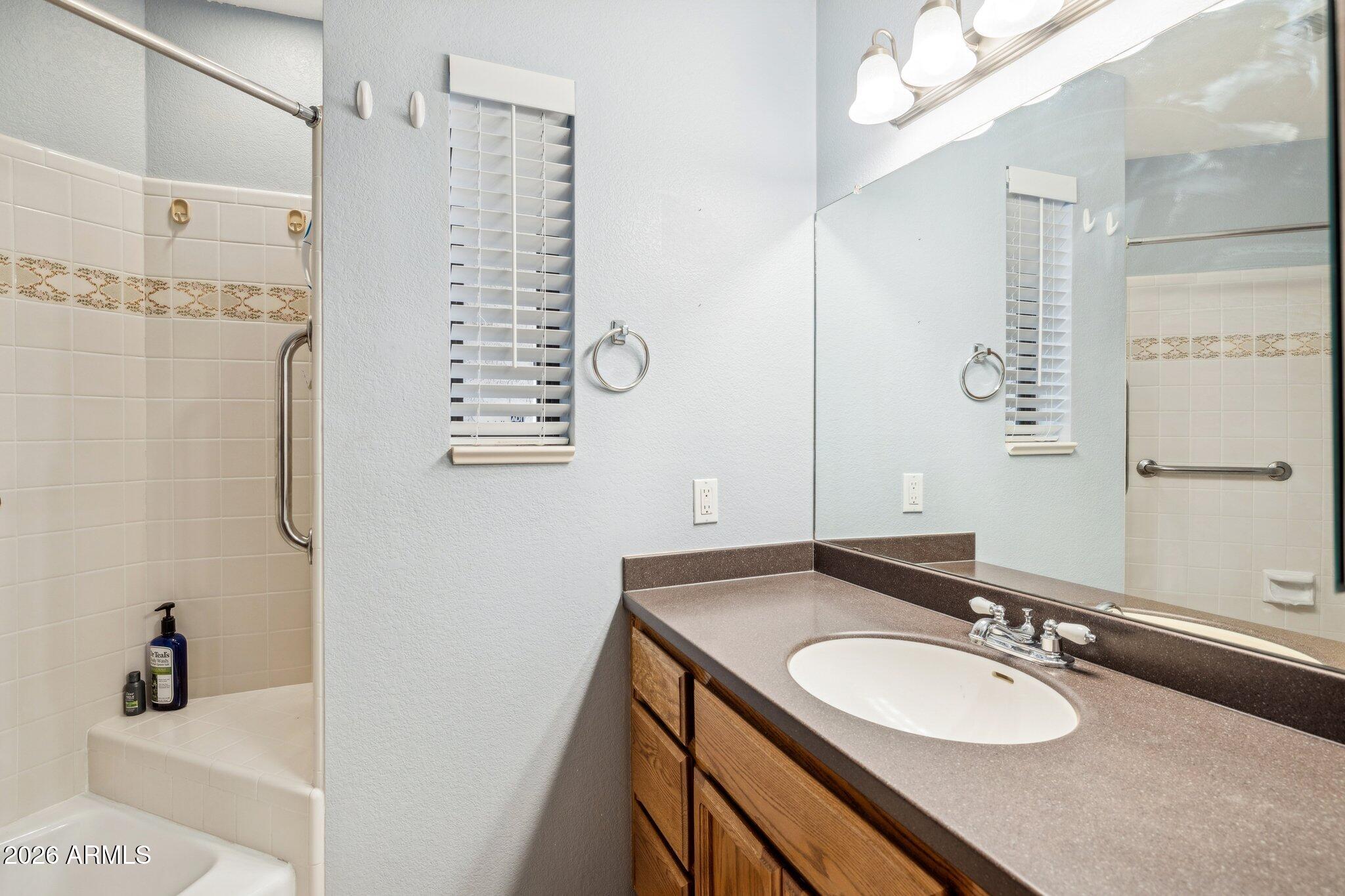 16108 E EMERALD Drive 204