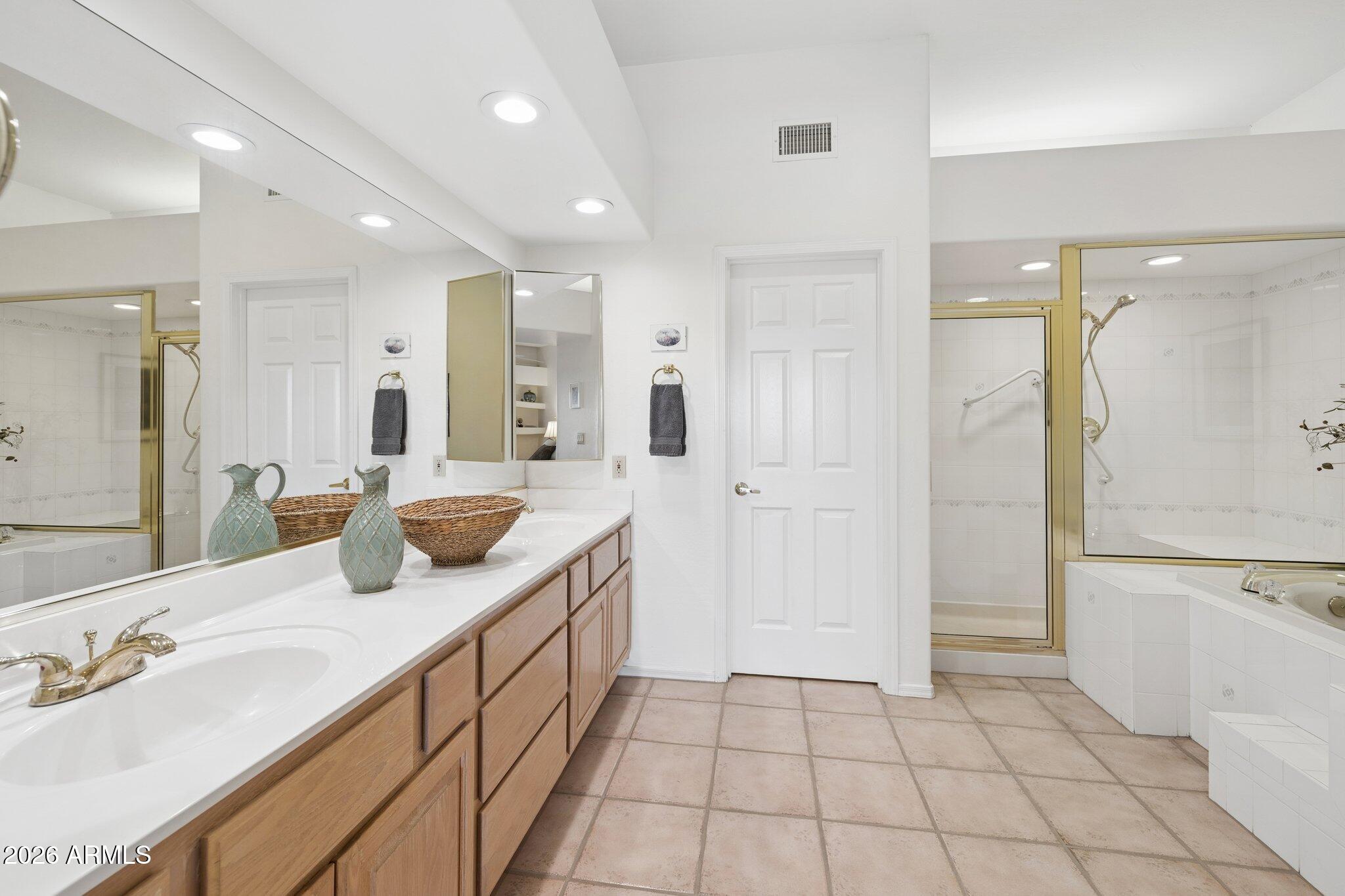 13013 N PANORAMA Drive 129