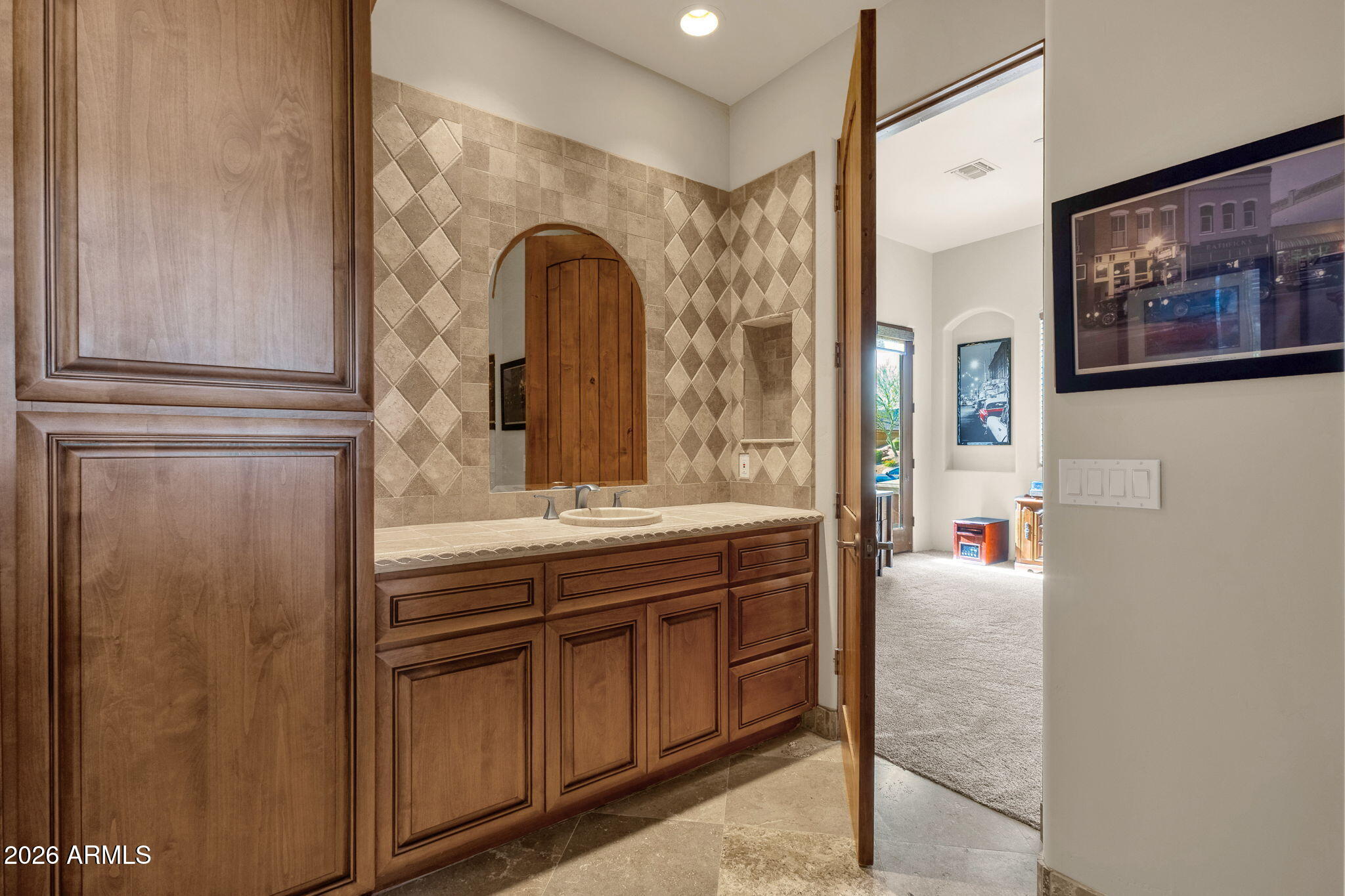 15105 E CAMELVIEW Drive