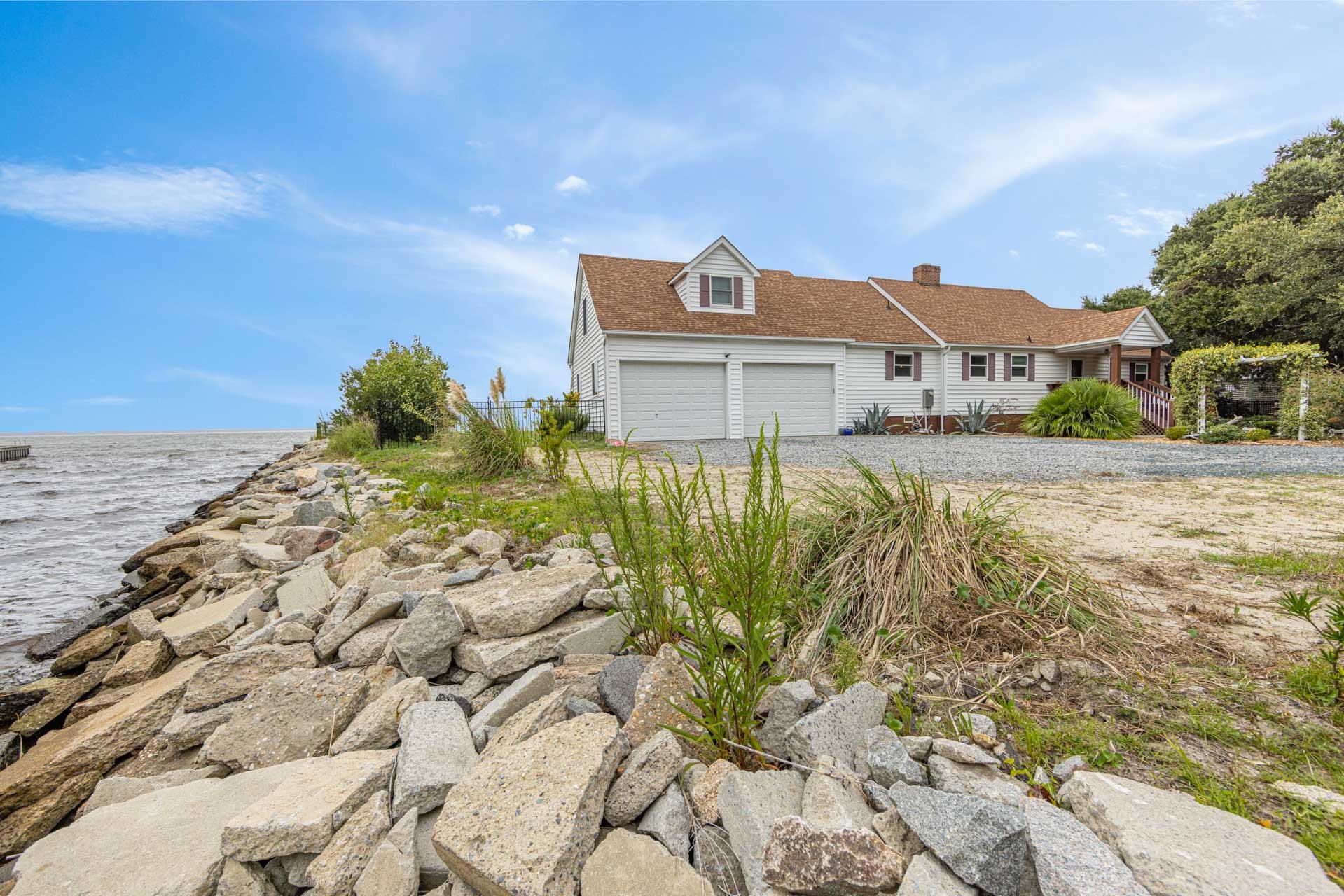 1137 Burnside Road Lot -