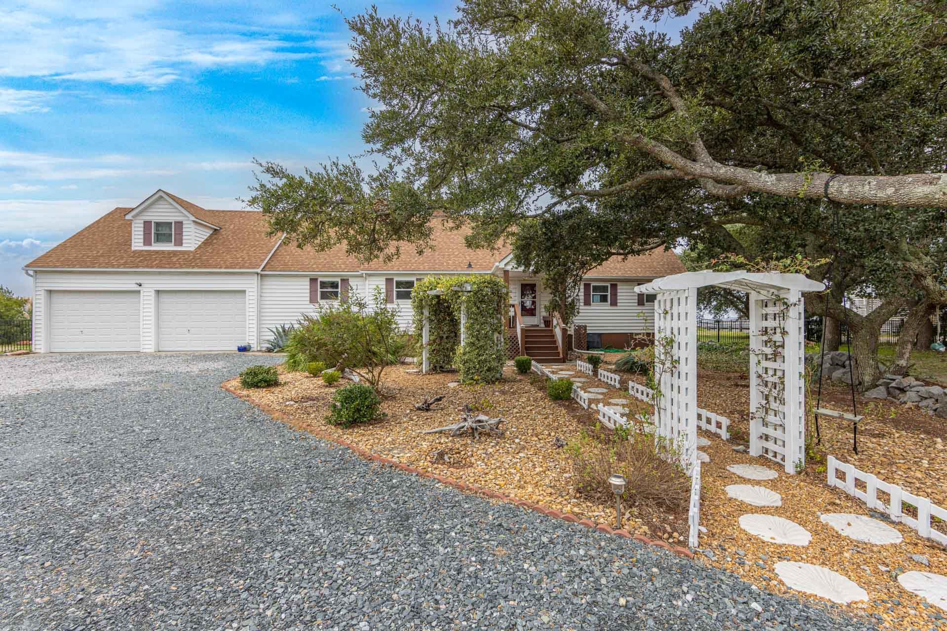 1137 Burnside Road Lot -