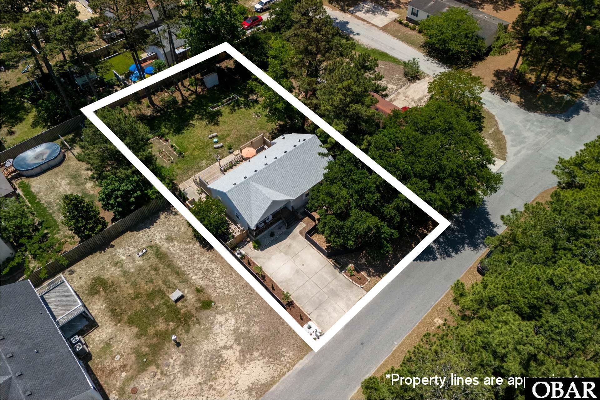 903 W Holly Street