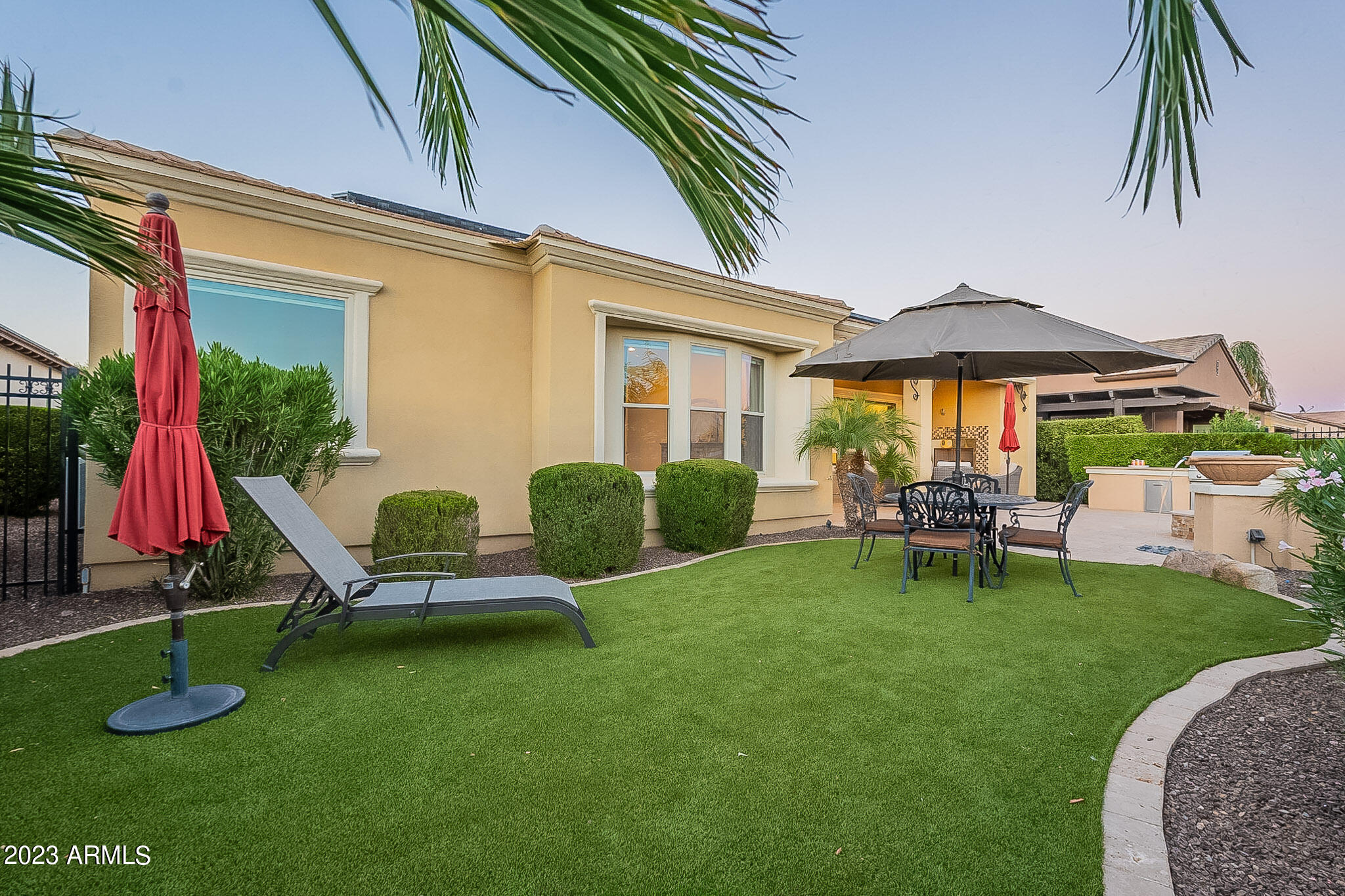 1303 E COPPER Hollow