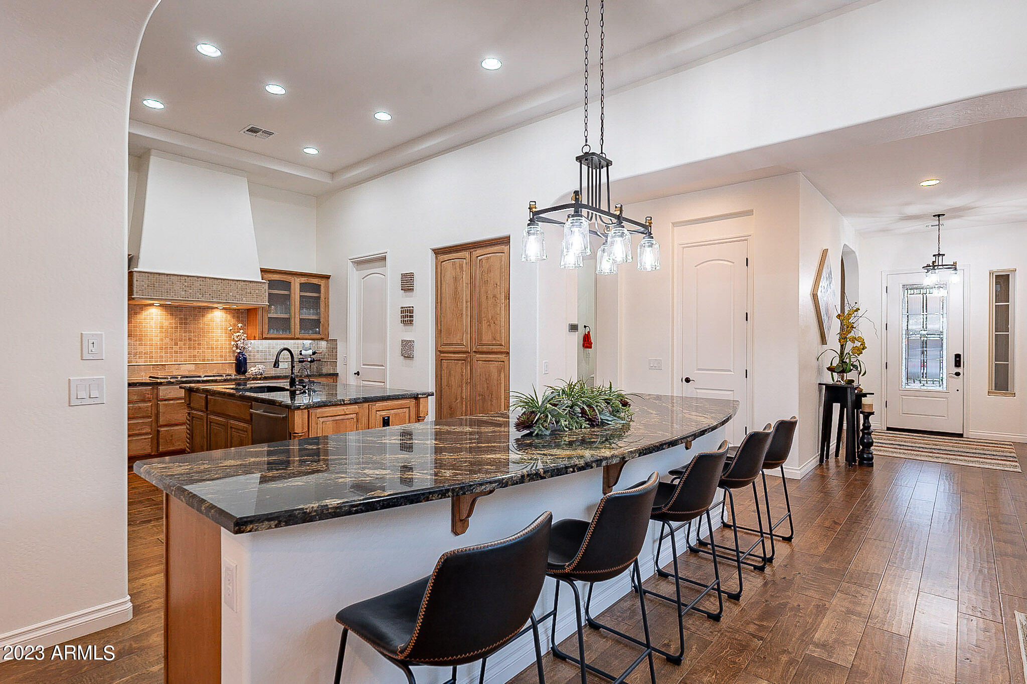 1303 E COPPER Hollow