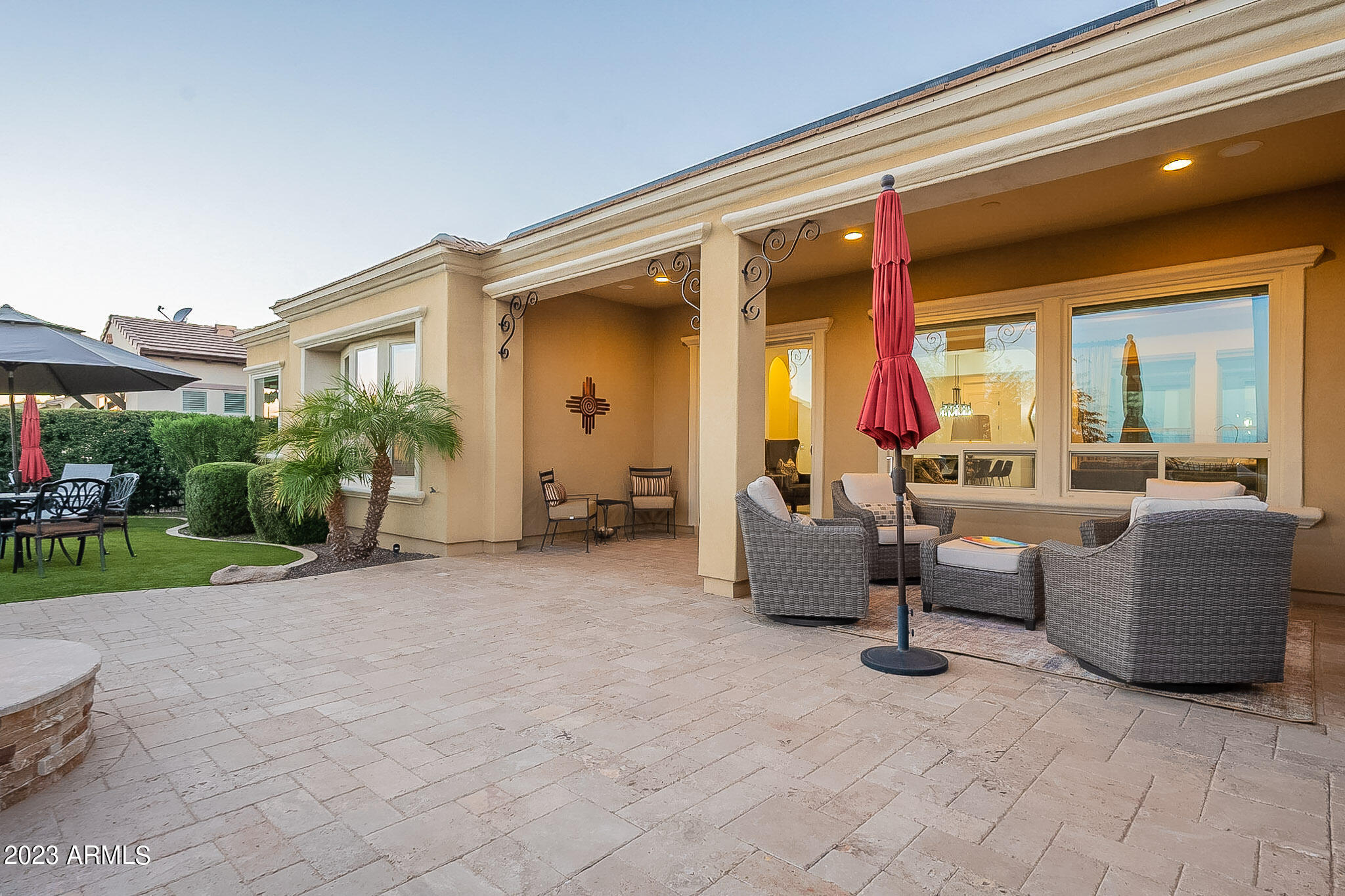 1303 E COPPER Hollow