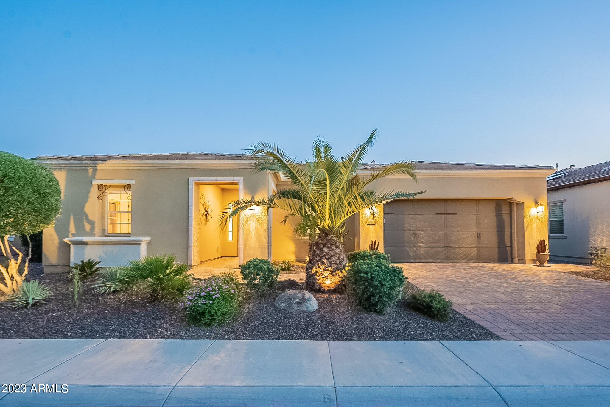 1303 E COPPER Hollow