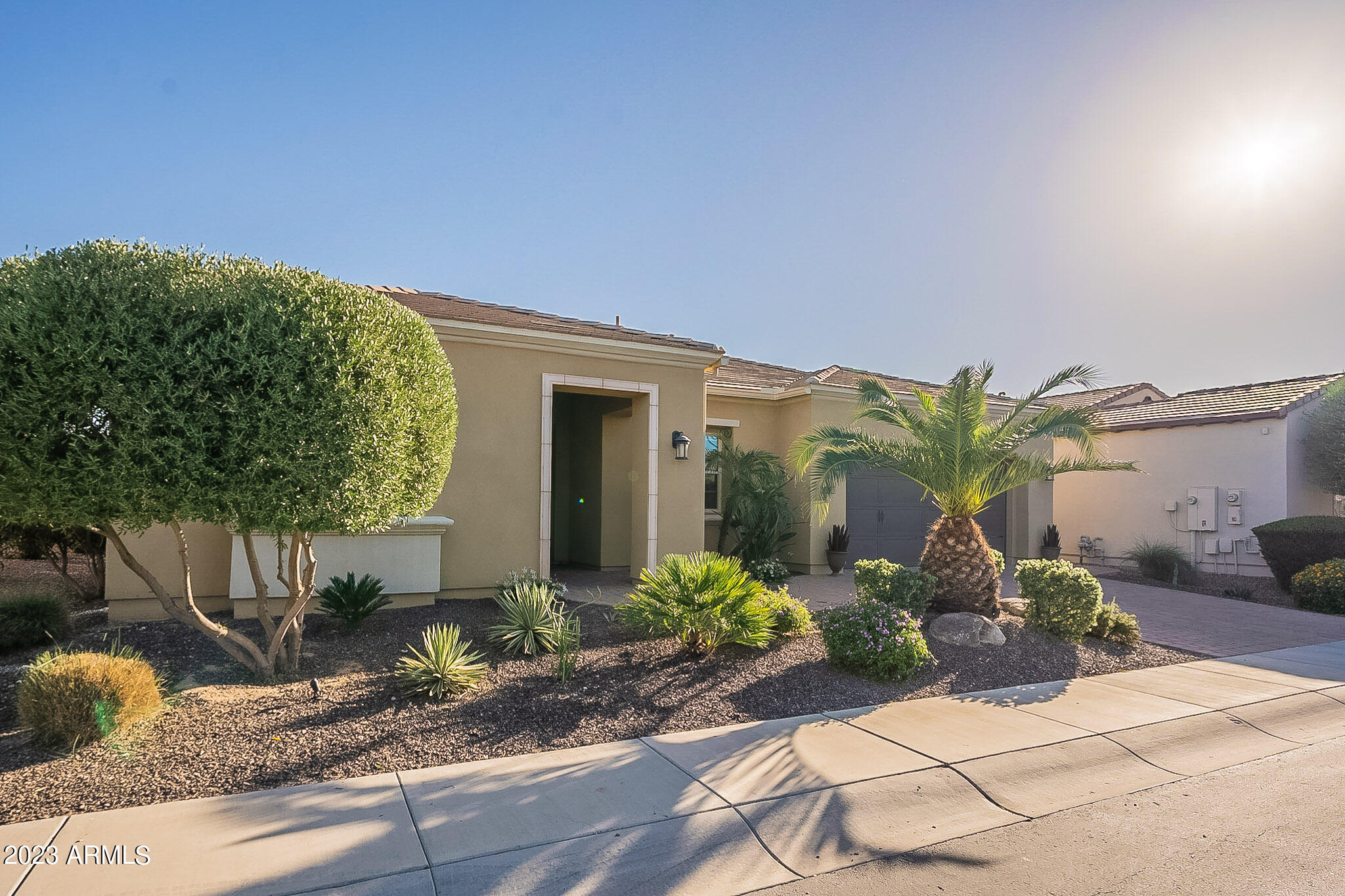 1303 E COPPER Hollow