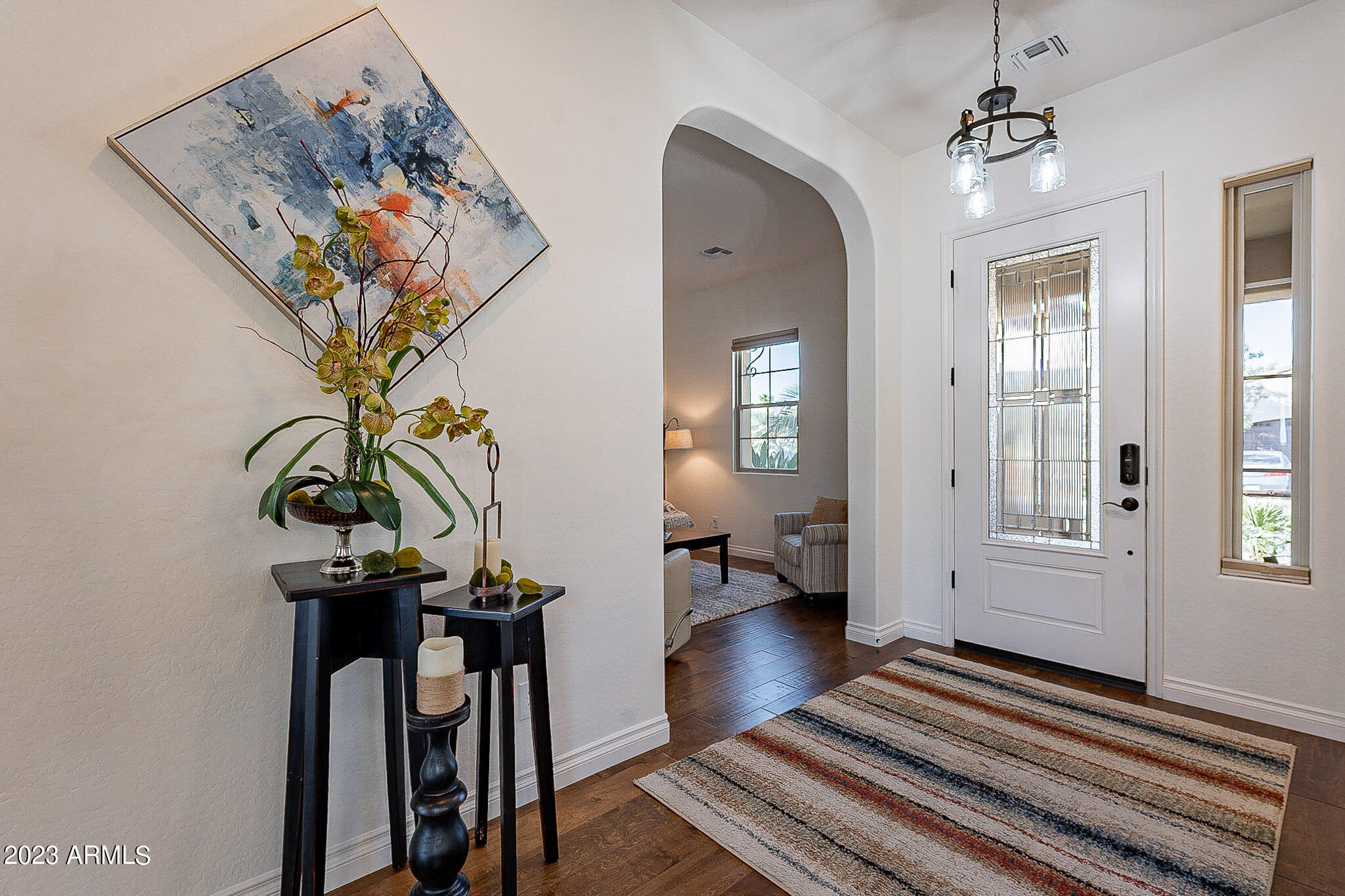 1303 E COPPER Hollow