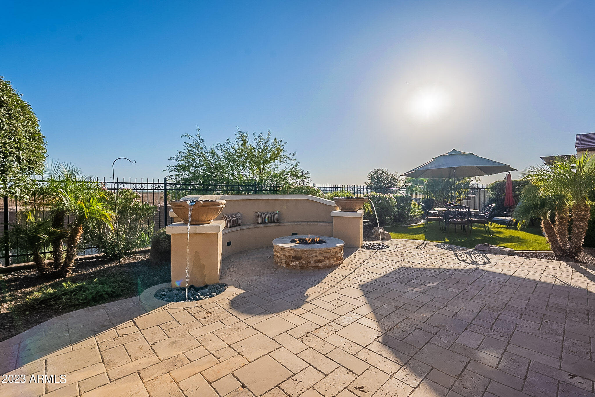 1303 E COPPER Hollow