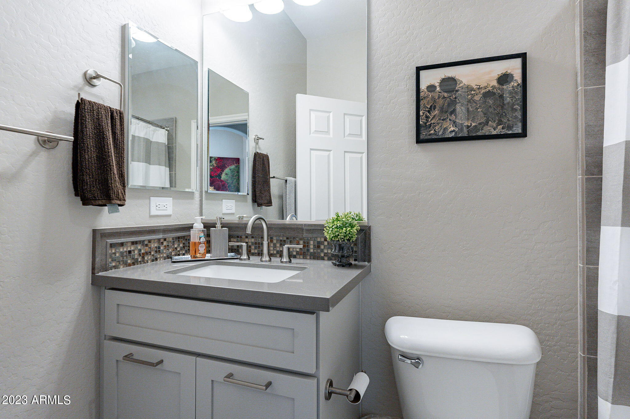 36096 N DESERT TEA Drive