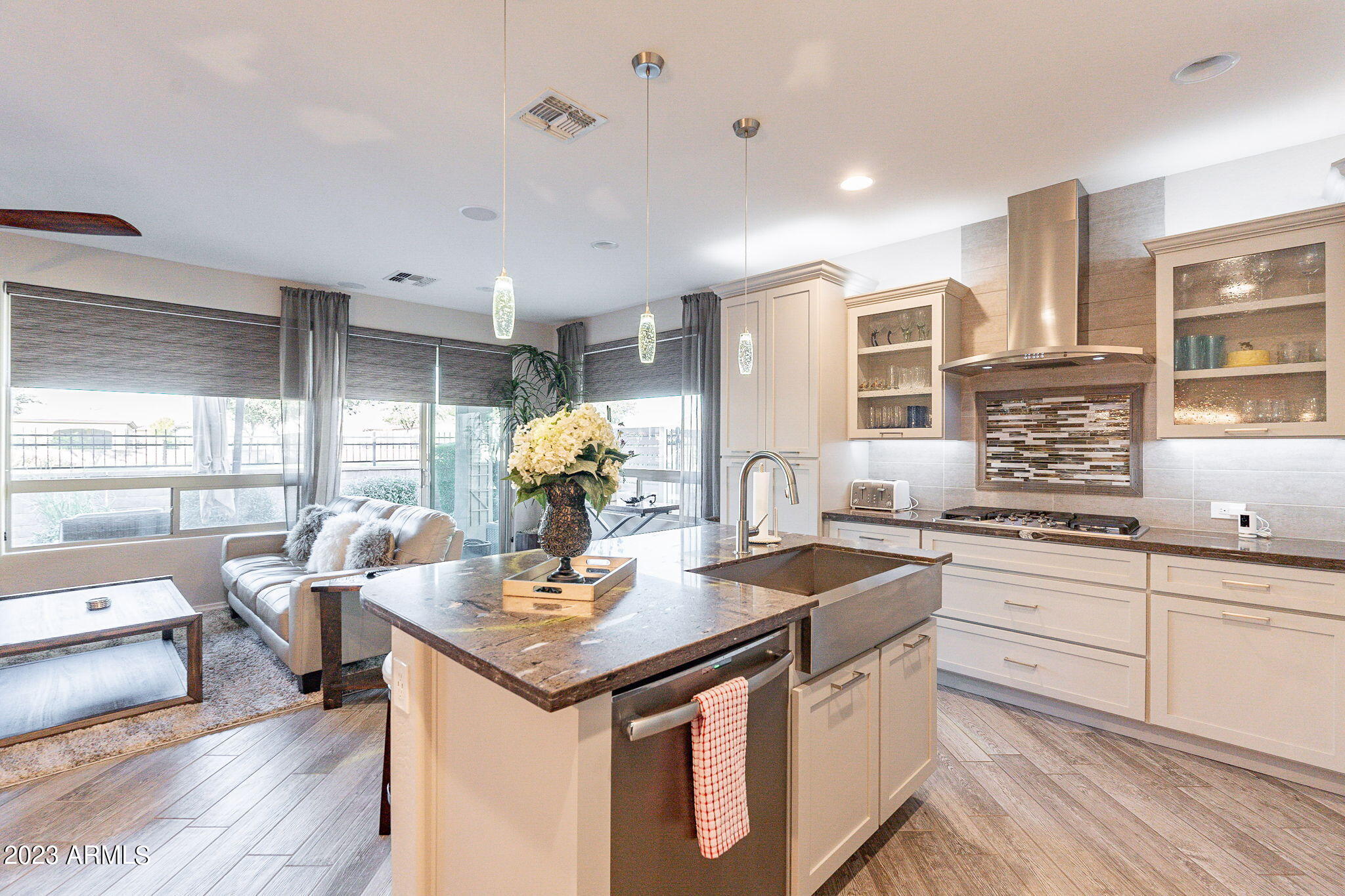 36096 N DESERT TEA Drive