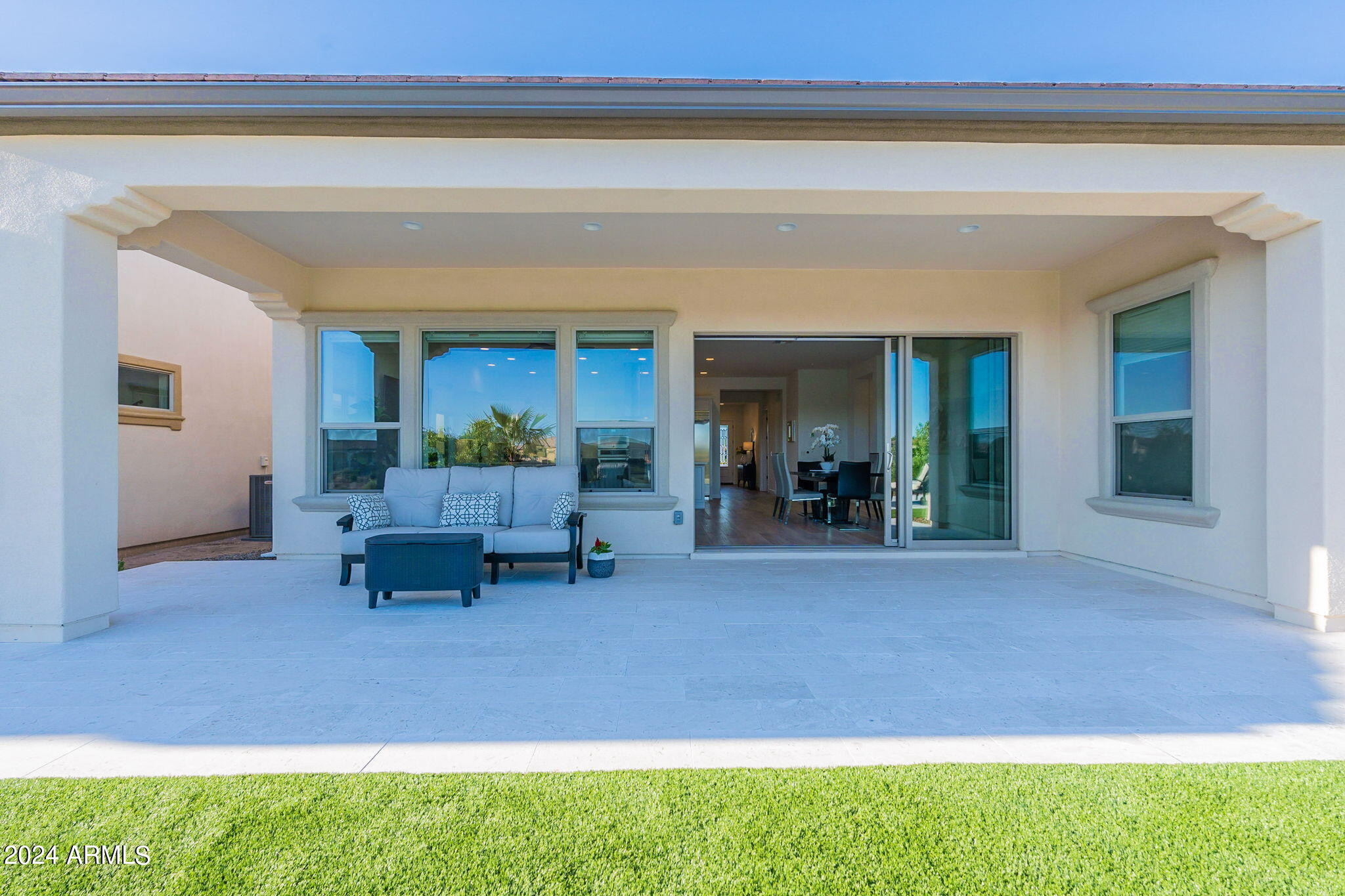 261 E BRACCIANO Avenue