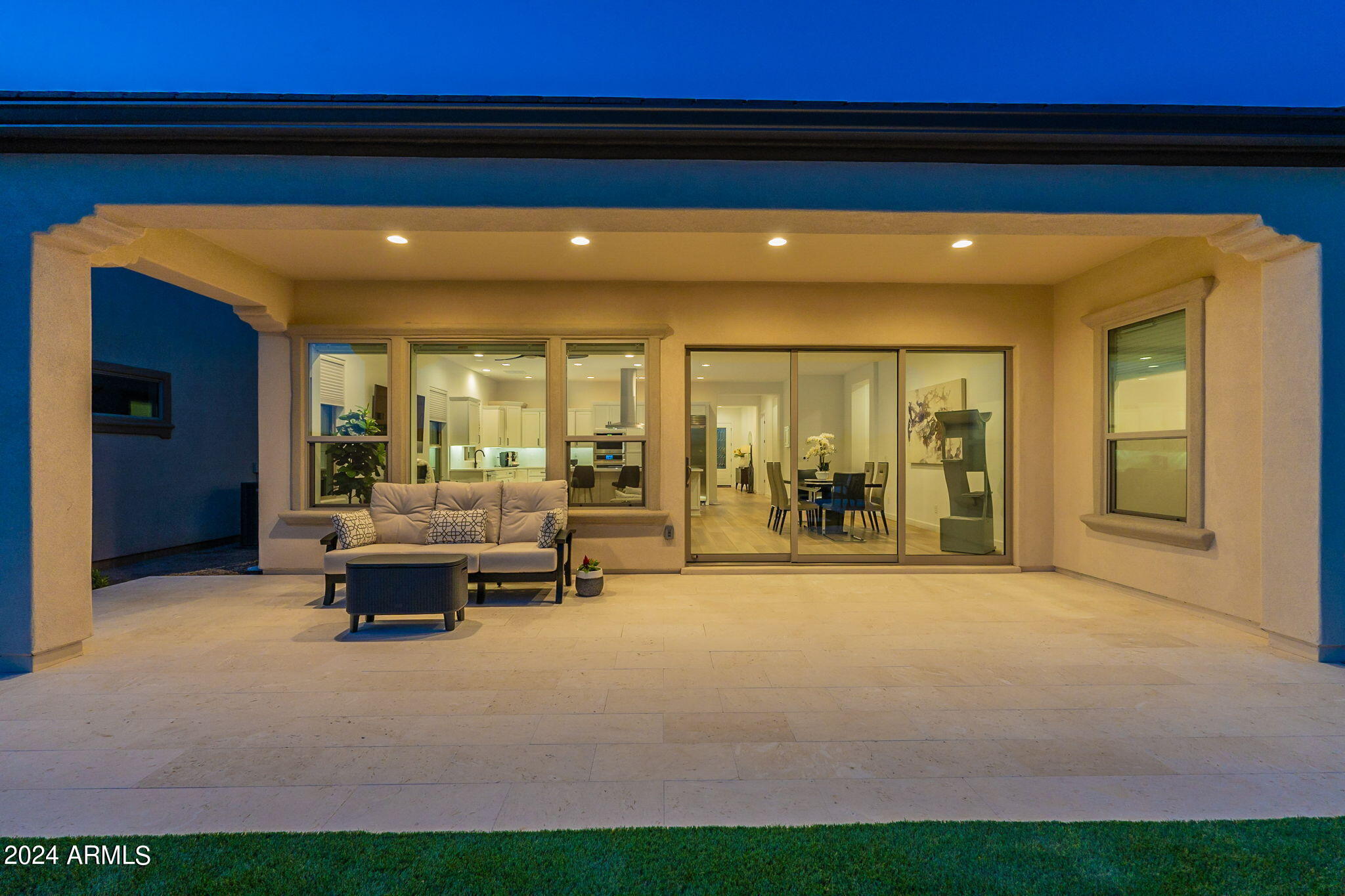 261 E BRACCIANO Avenue