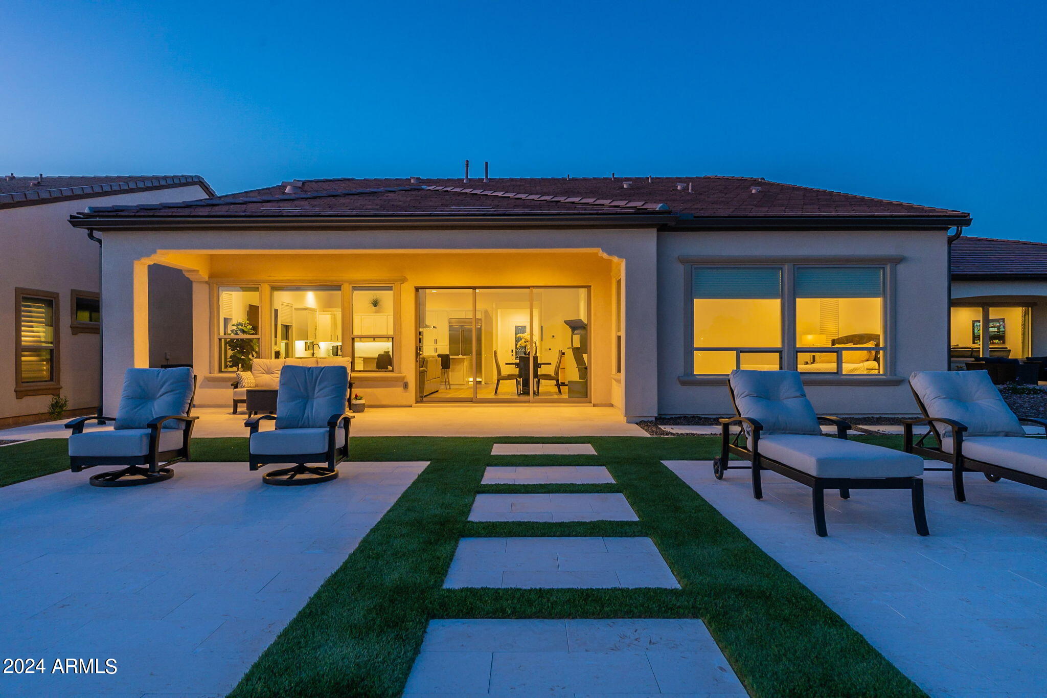 261 E BRACCIANO Avenue