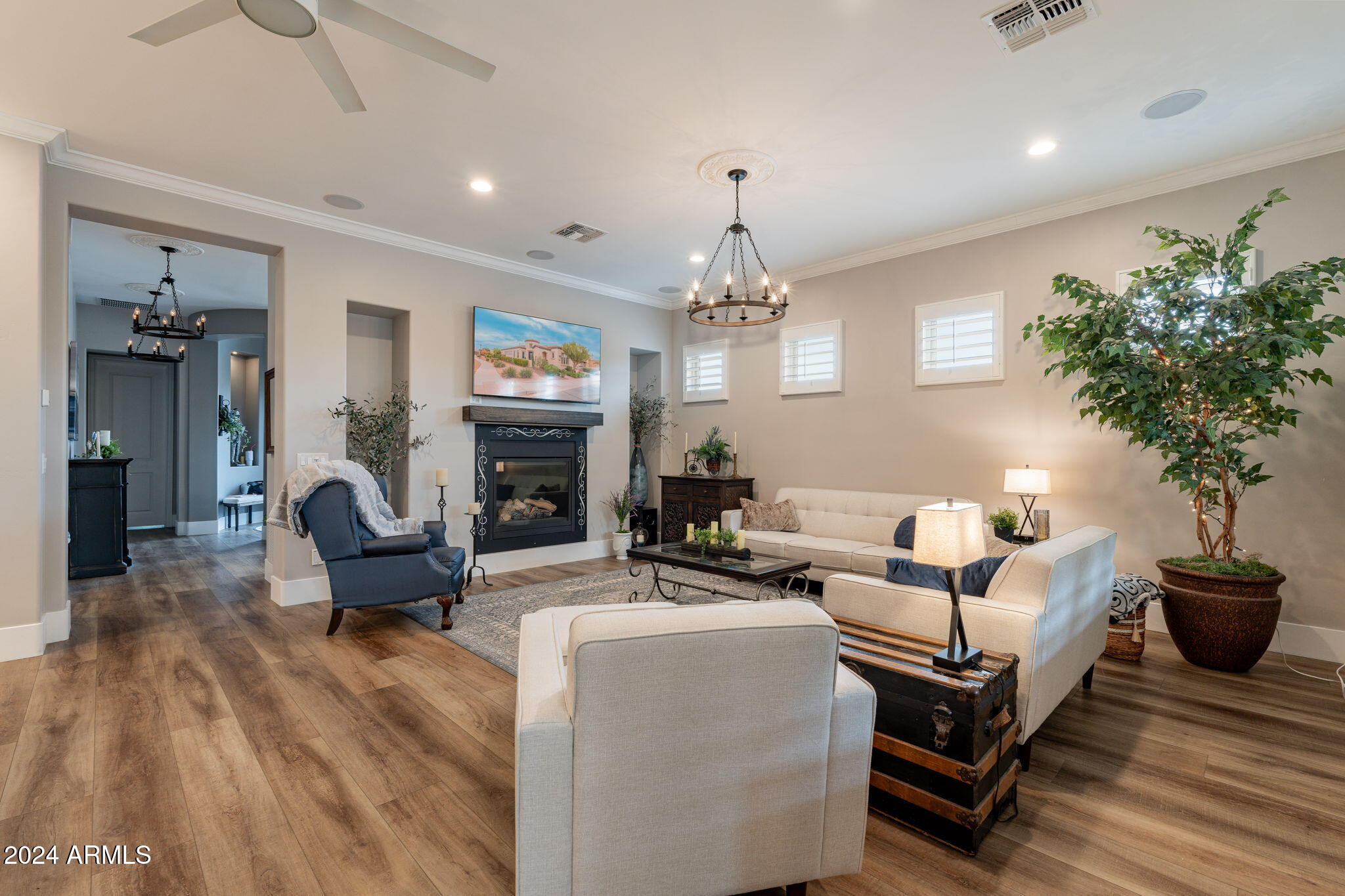 1449 E VERDE Boulevard