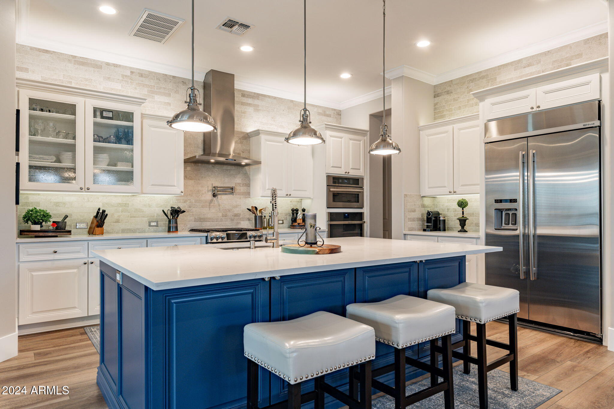 1449 E VERDE Boulevard