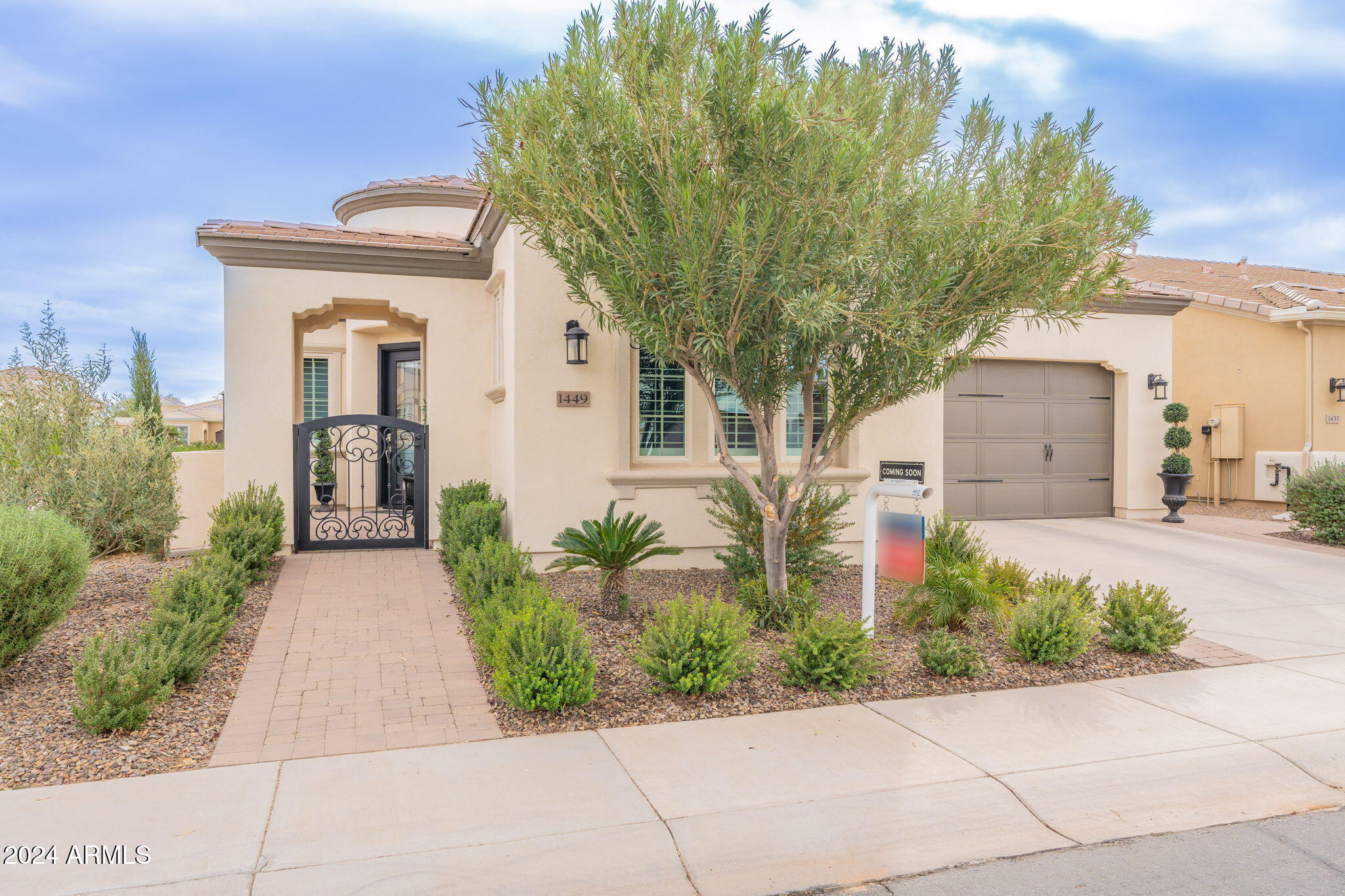 1449 E VERDE Boulevard