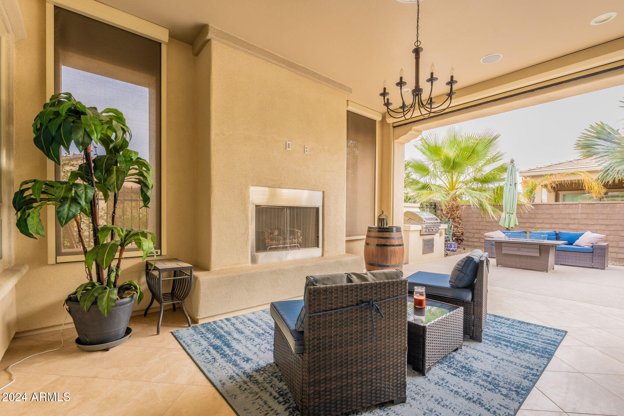 1449 E VERDE Boulevard