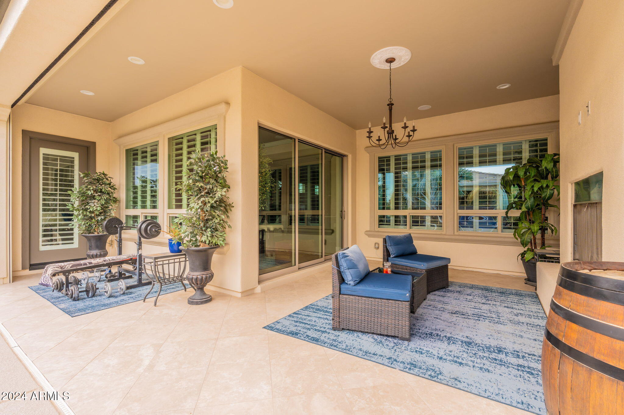 1449 E VERDE Boulevard