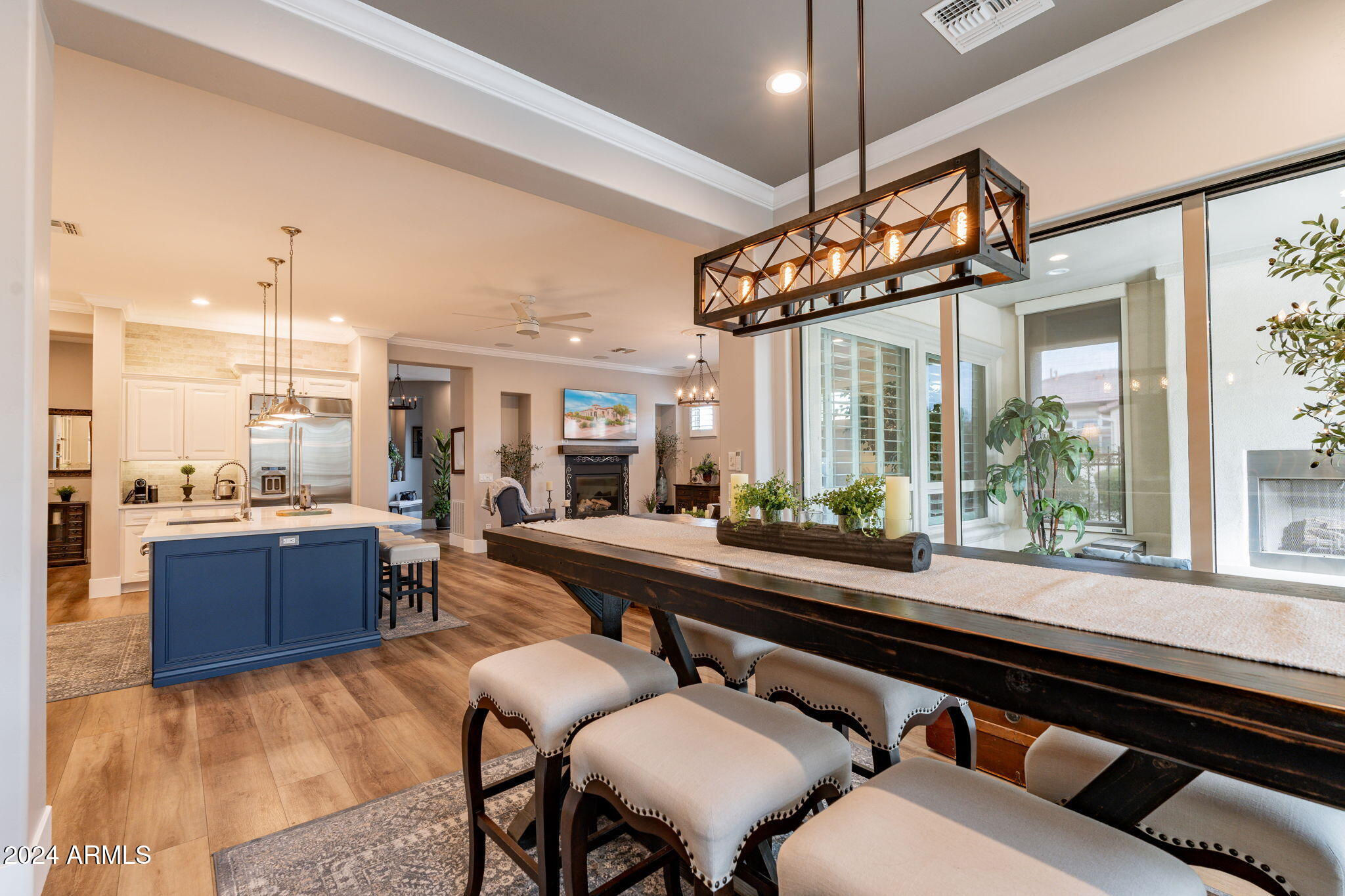 1449 E VERDE Boulevard