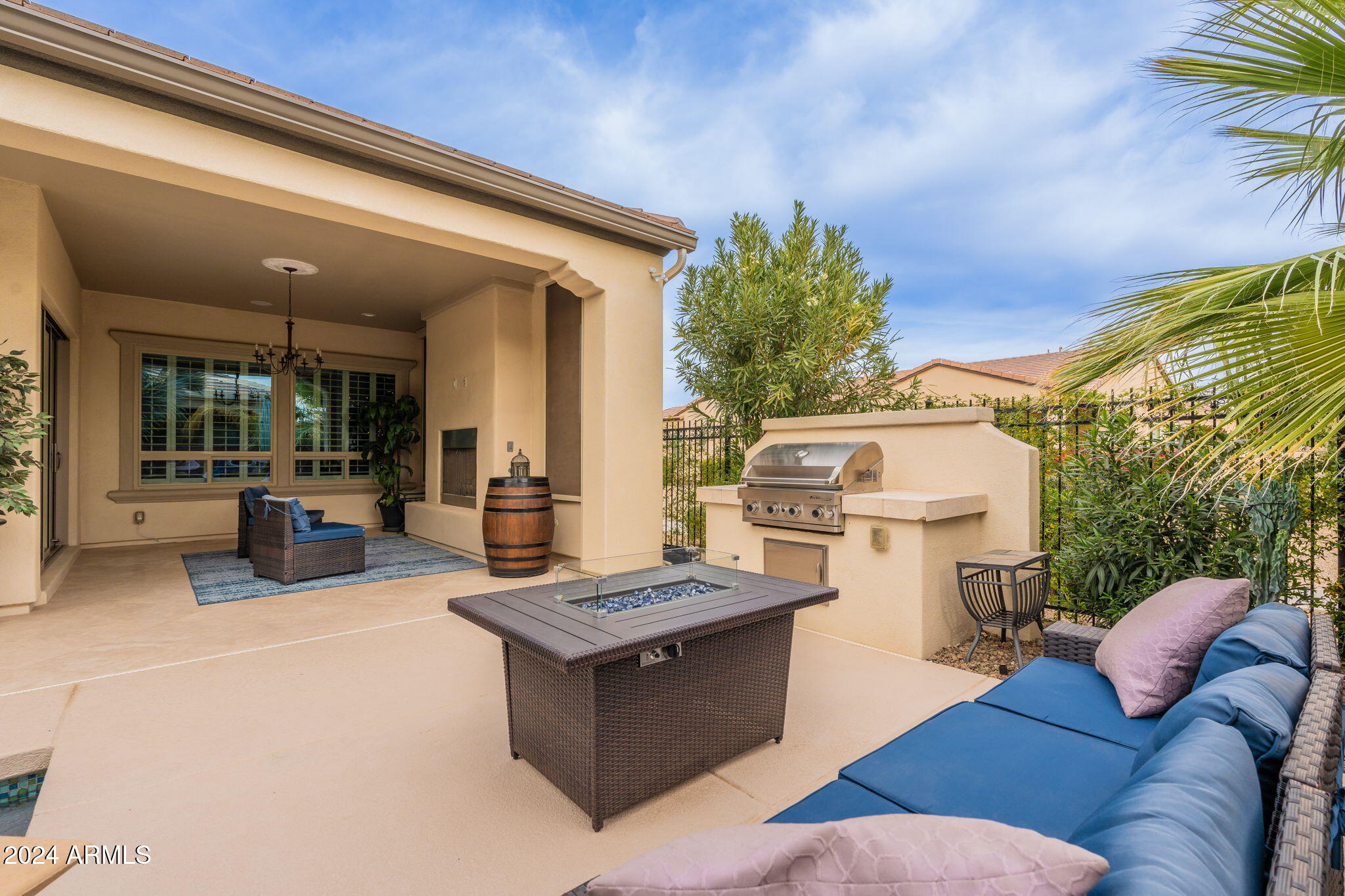 1449 E VERDE Boulevard