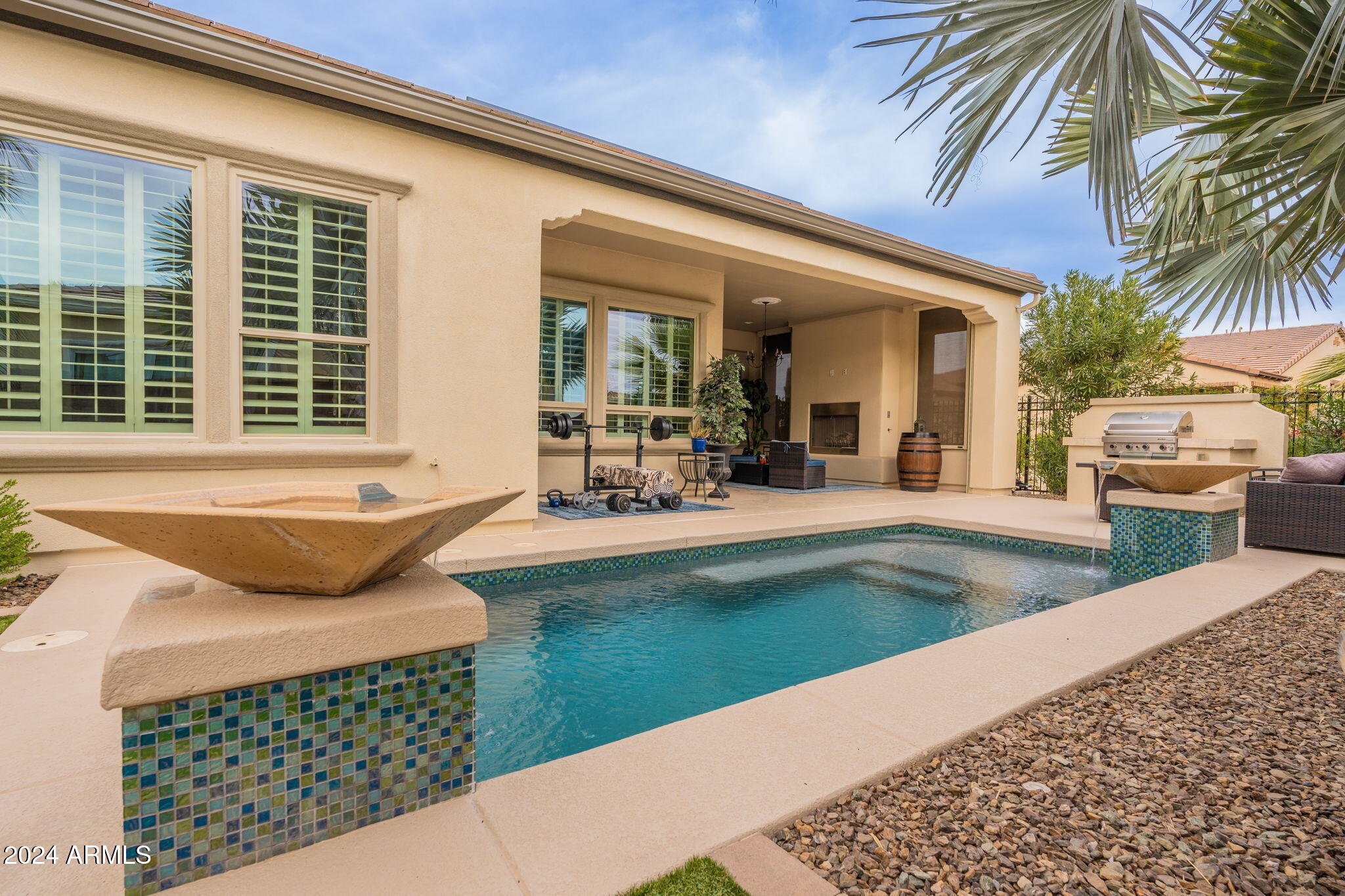 1449 E VERDE Boulevard