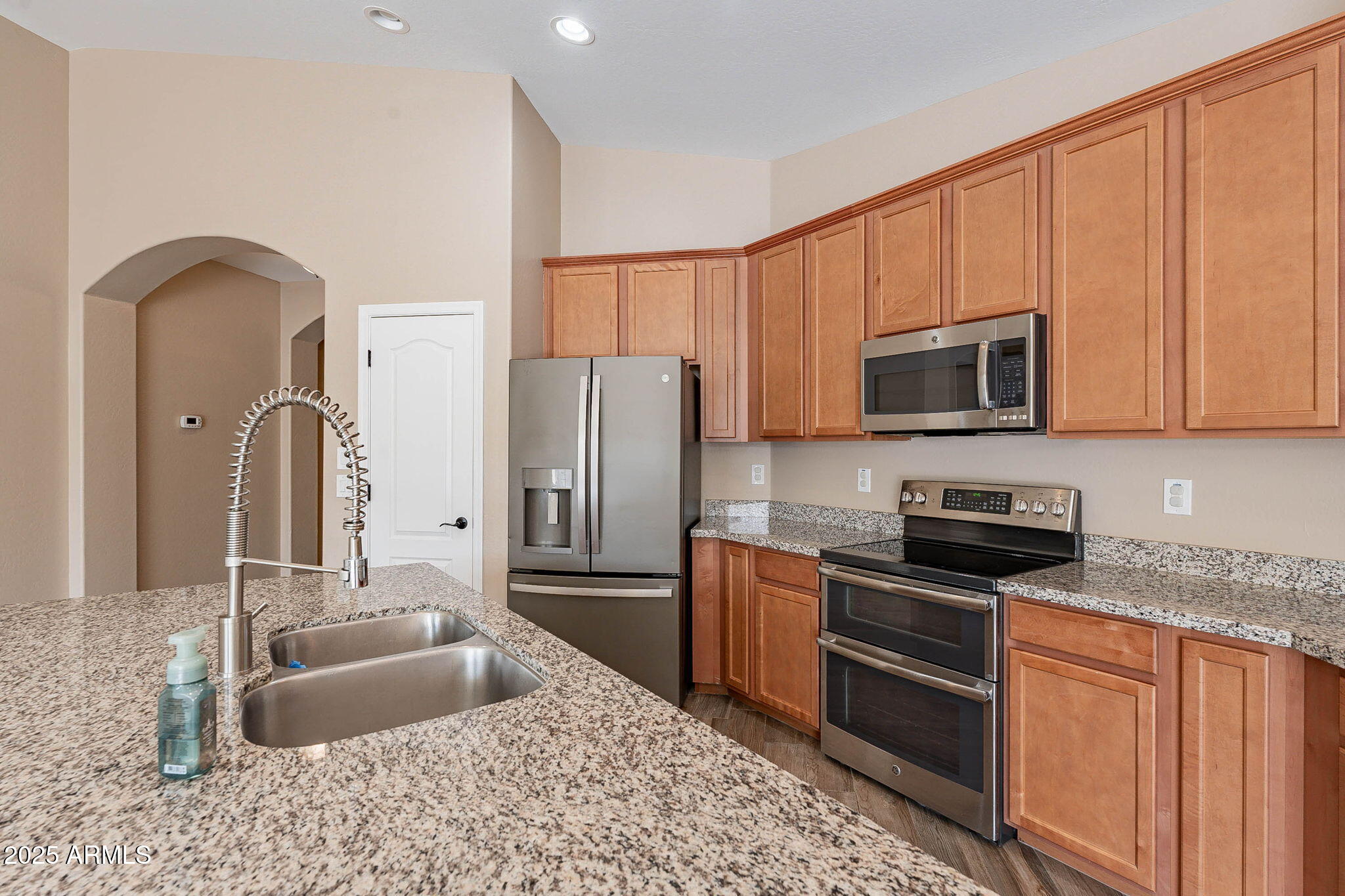 22235 E CHERRYWOOD Drive