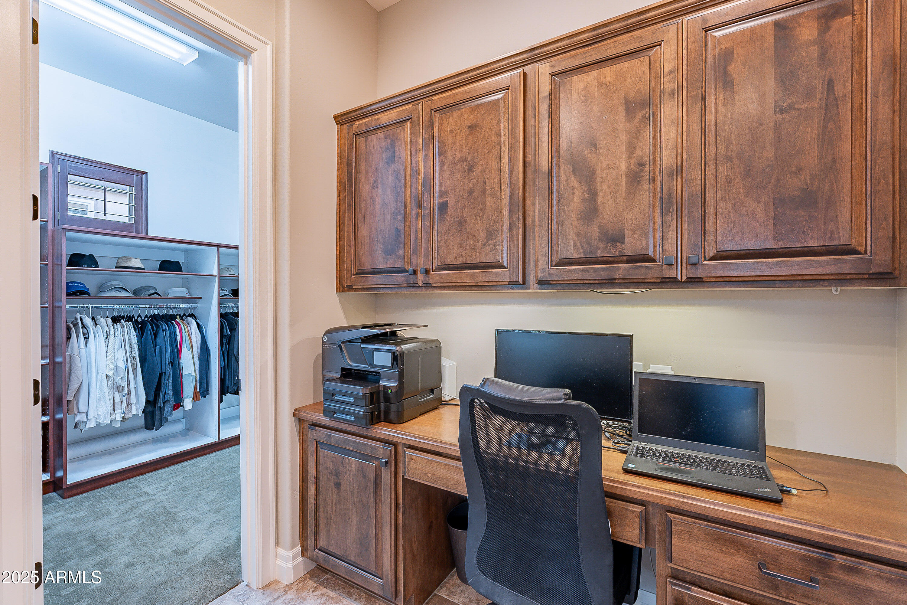 1697 E TANGELO Place