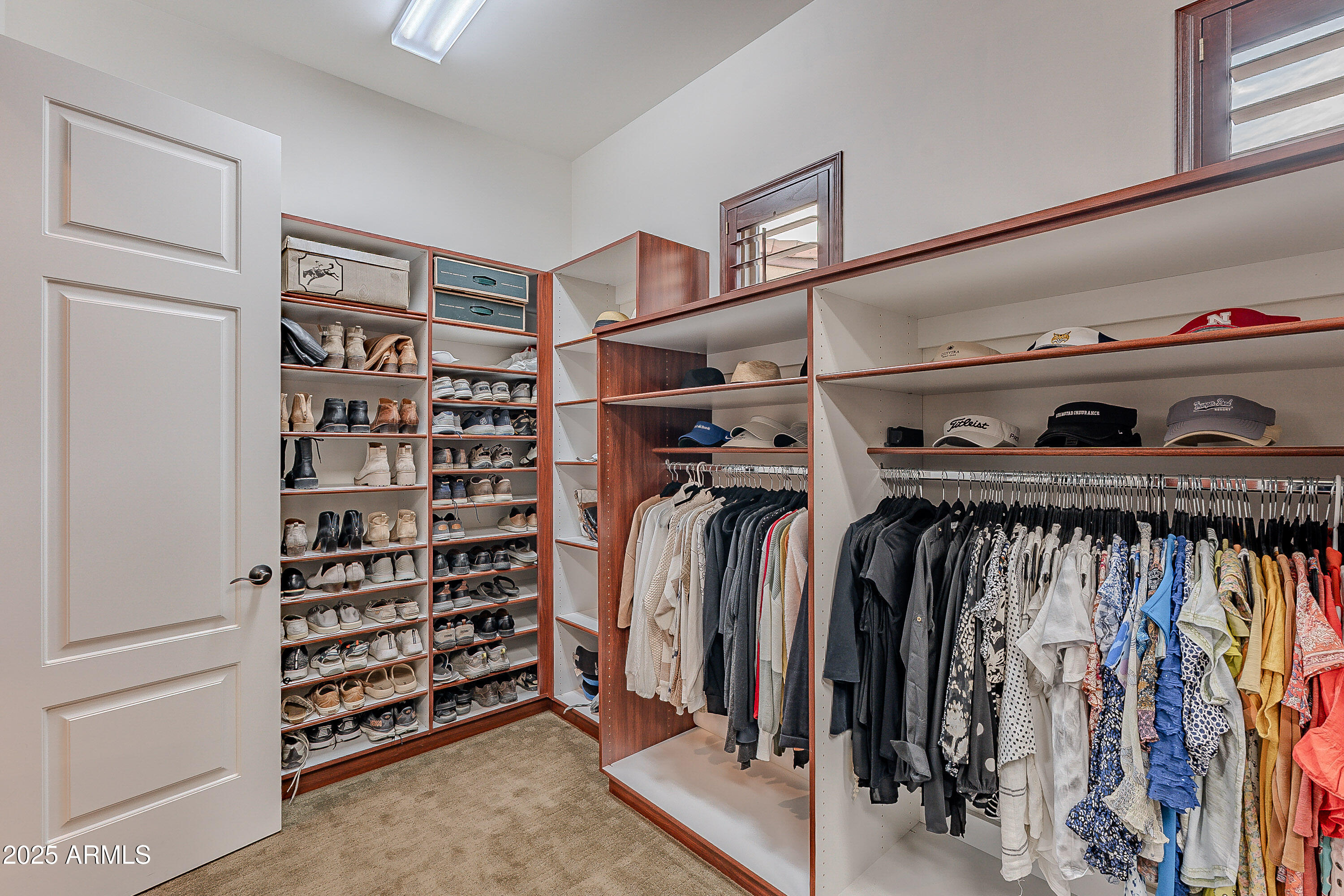 1697 E TANGELO Place