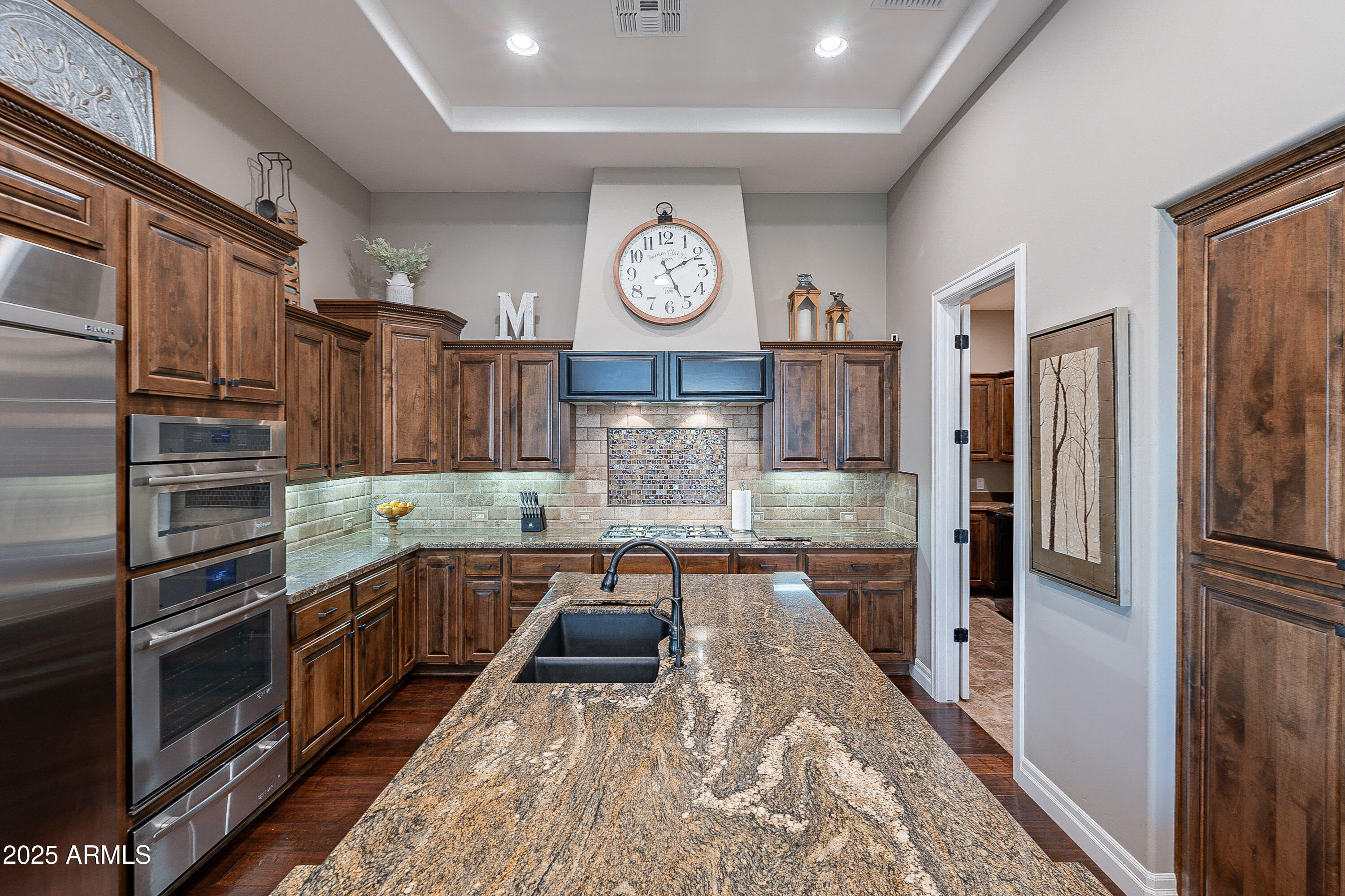 1697 E TANGELO Place