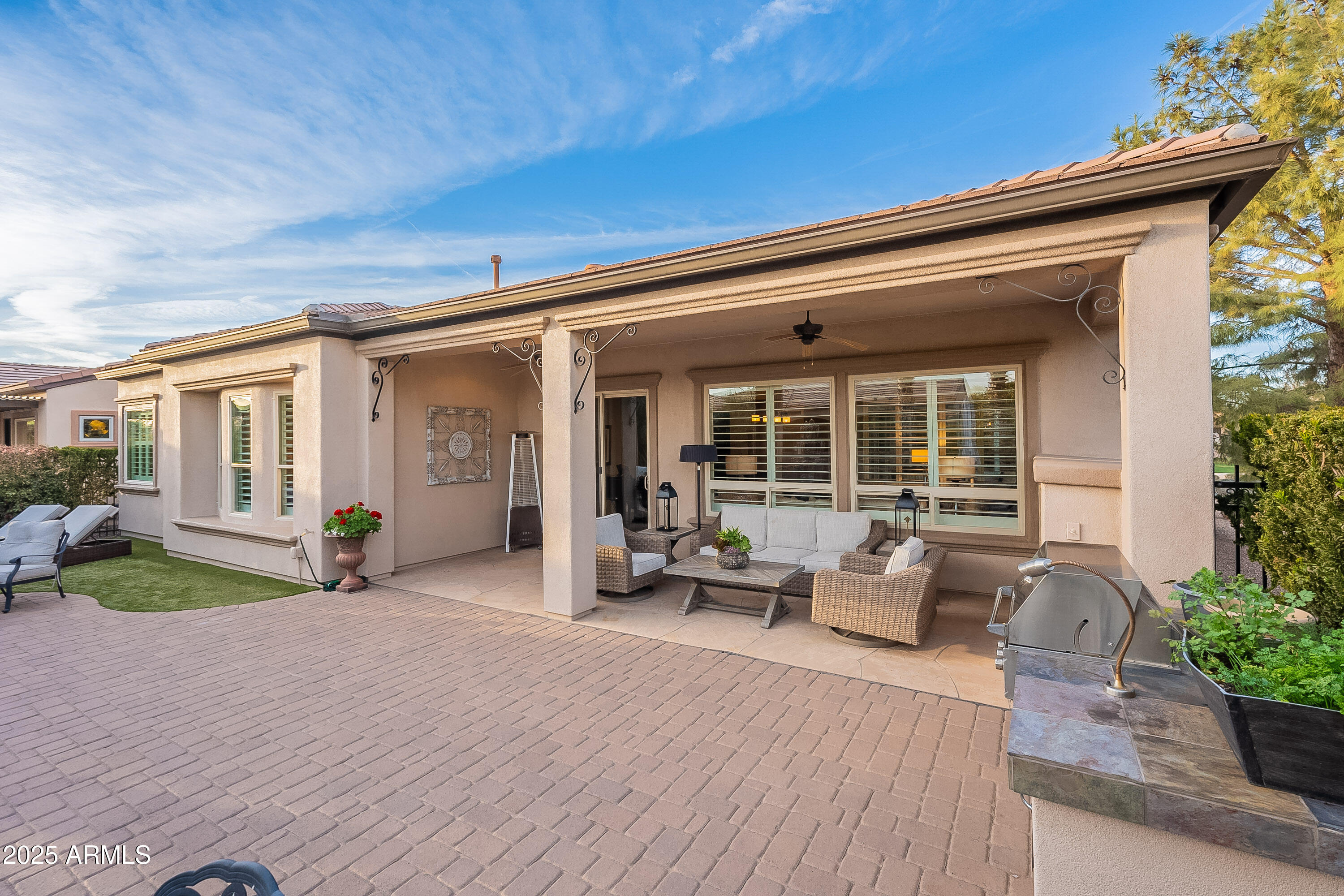 1697 E TANGELO Place