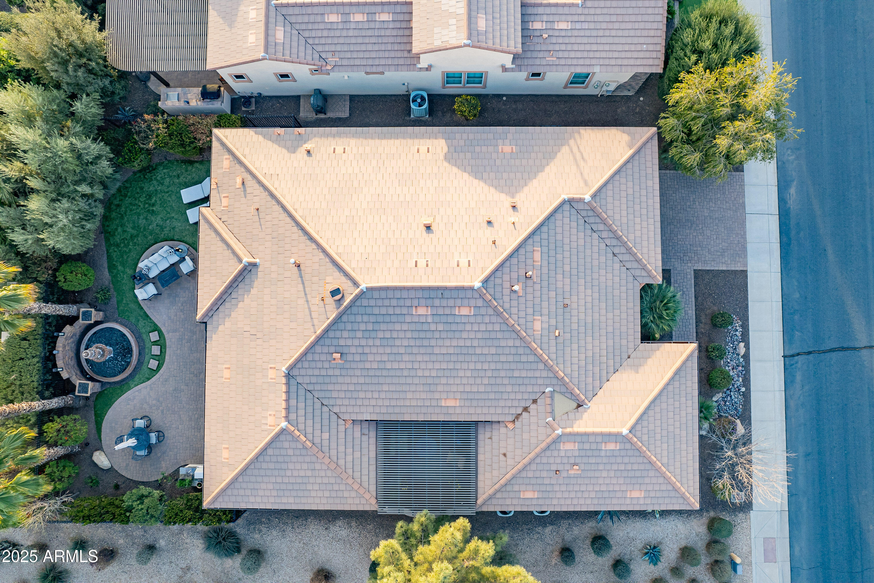 1697 E TANGELO Place