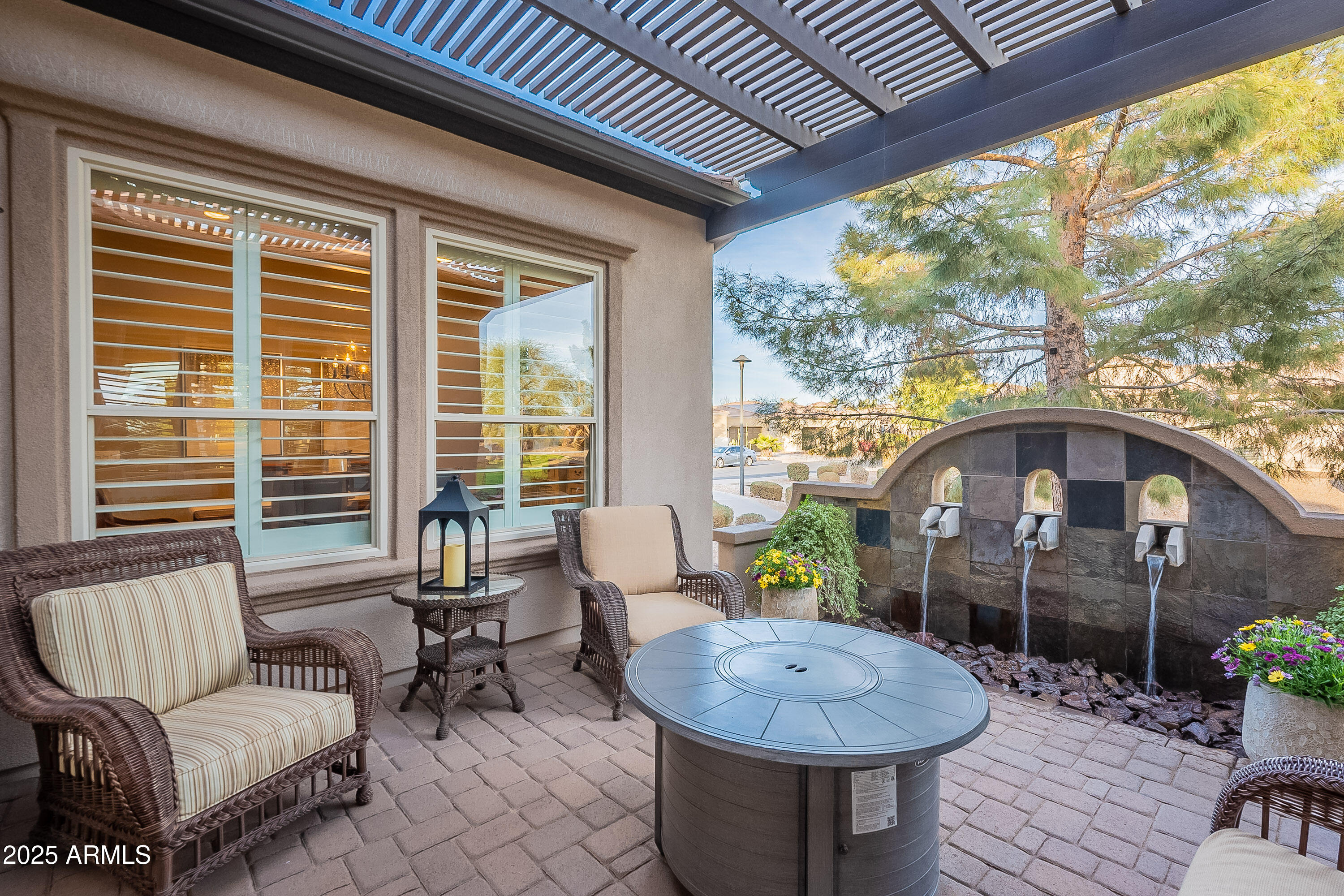 1697 E TANGELO Place