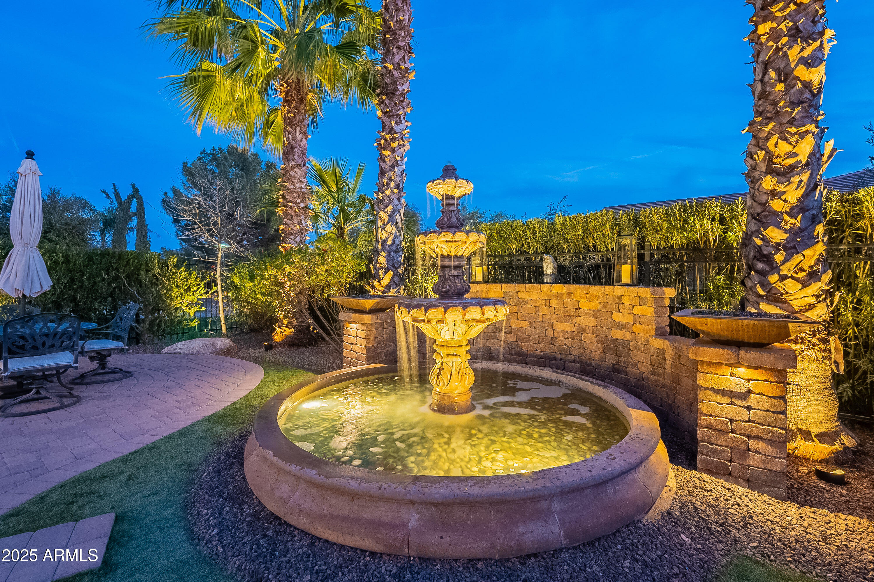 1697 E TANGELO Place