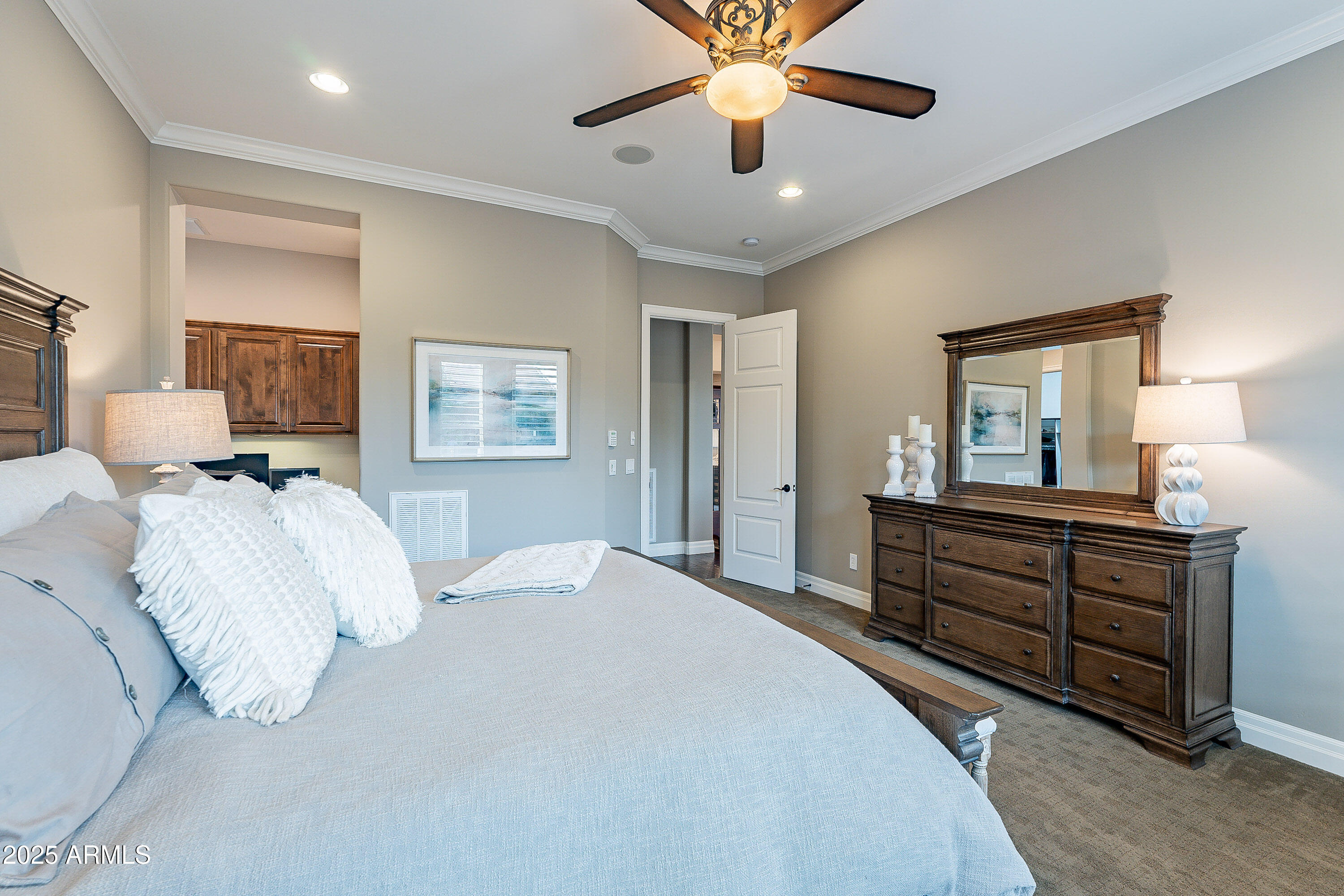 1697 E TANGELO Place